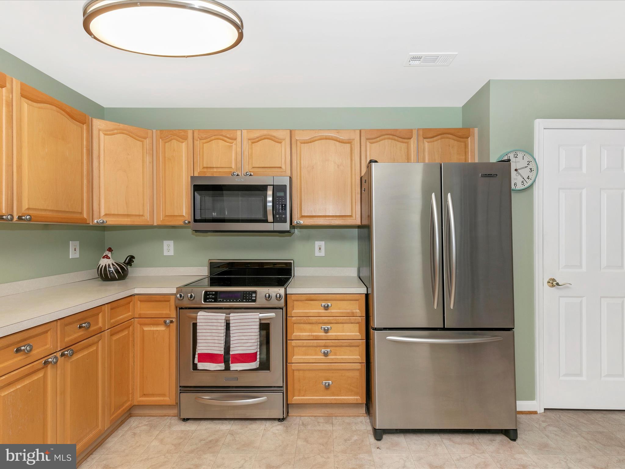 2502 Shelley CIRCLE Unit: 2 2D