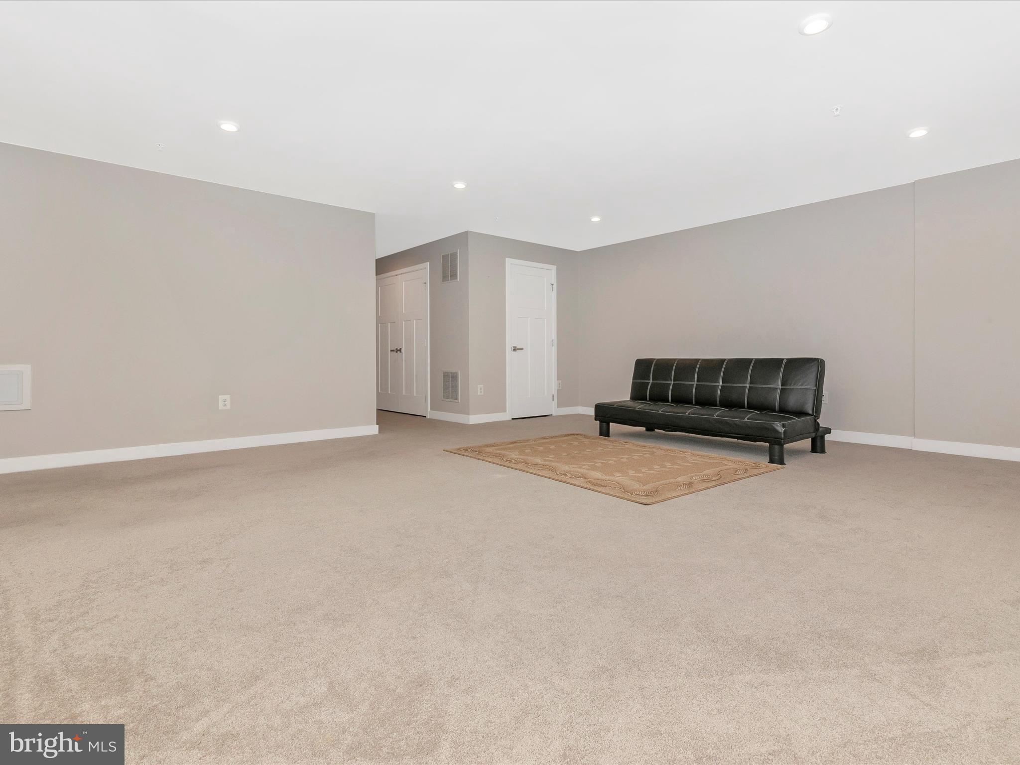 4798 Hiteshow DRIVE