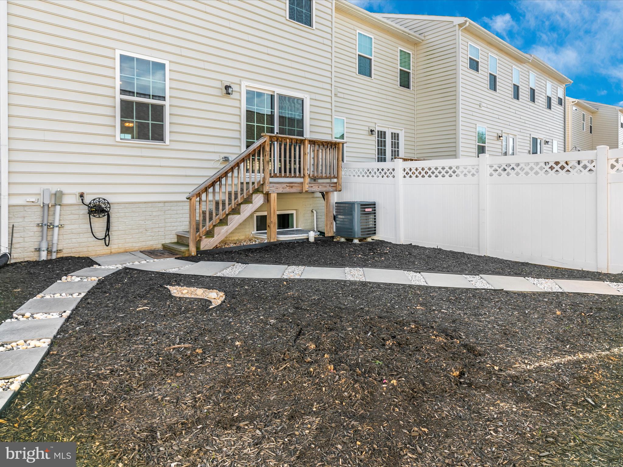 4798 Hiteshow DRIVE