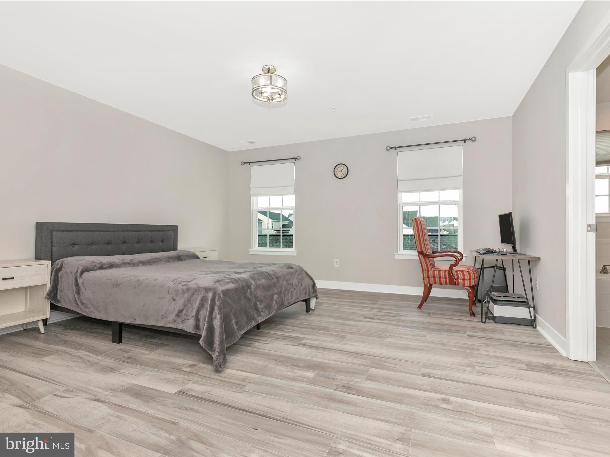 4798 Hiteshow DRIVE