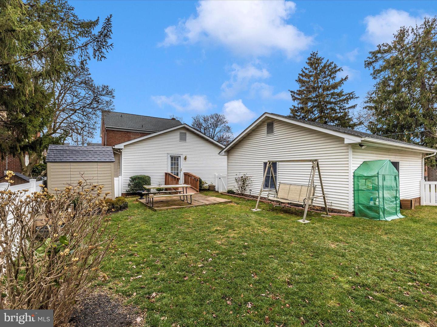 601 Fairview AVENUE
