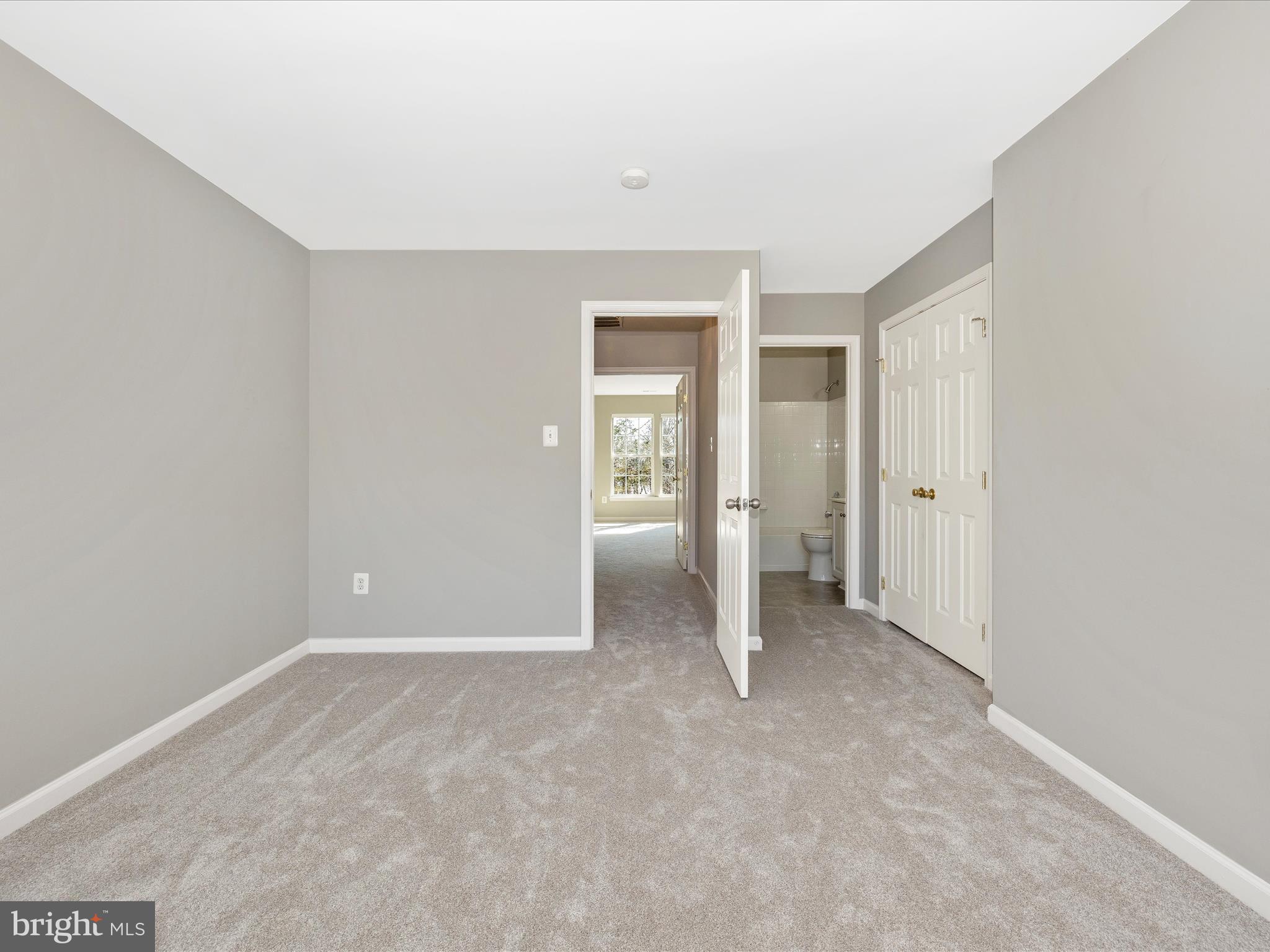 4090 Carrick Ct