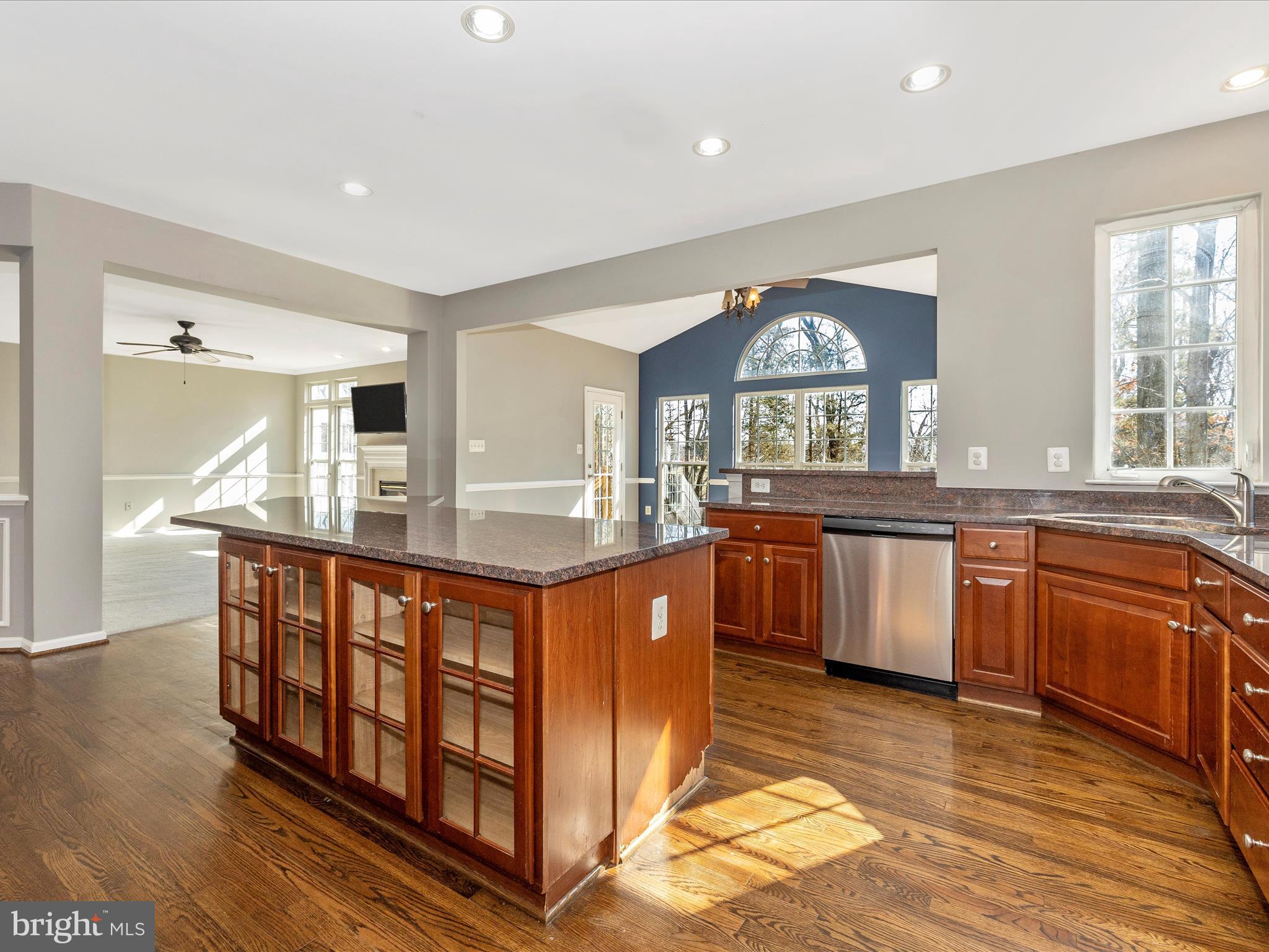 4090 Carrick Ct