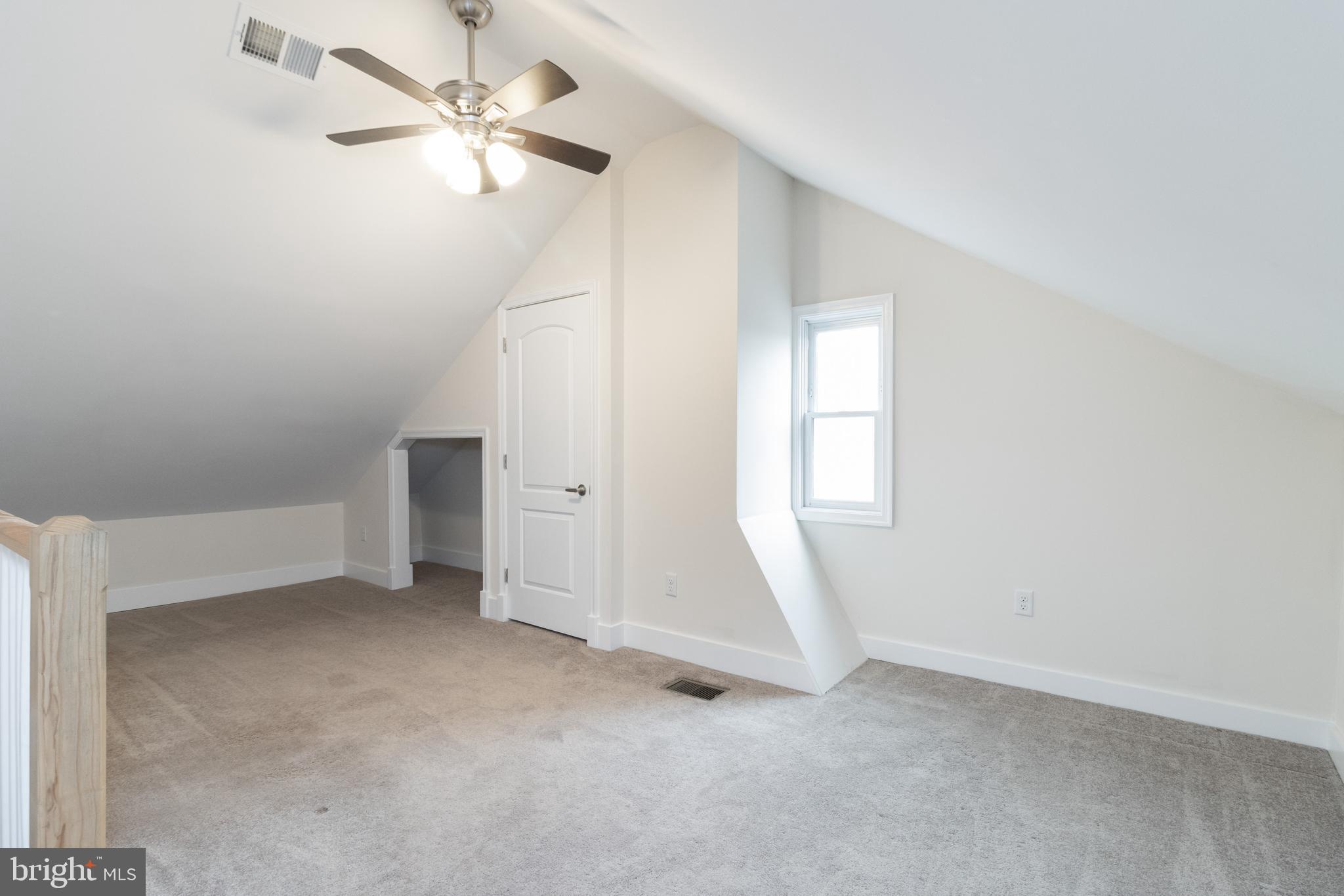27 E 5th St