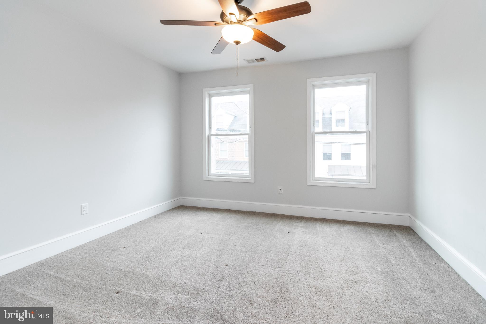 27 E 5th St