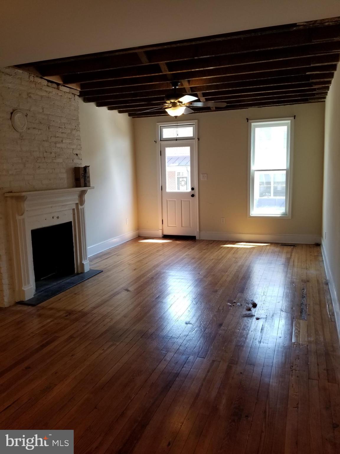 27 E 5th St