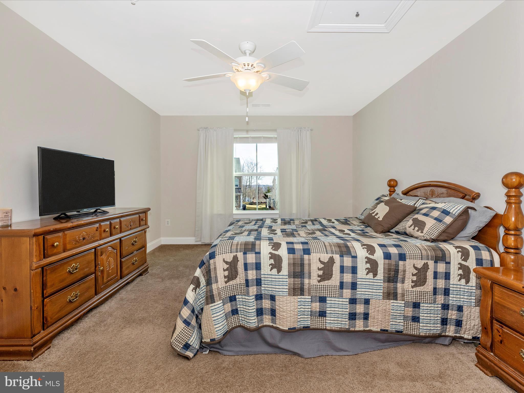 6806 Rehnquist Court