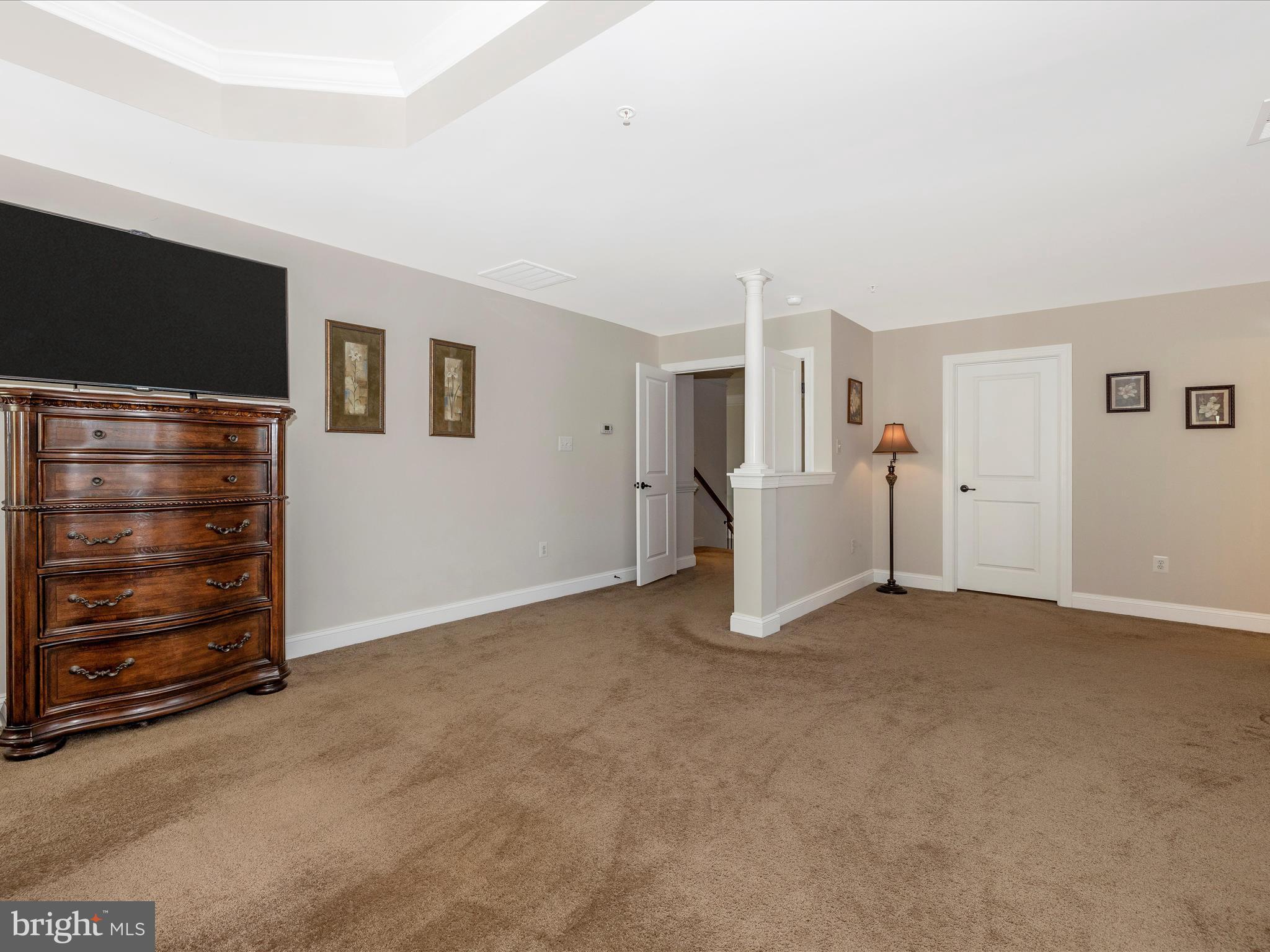 6806 Rehnquist Court