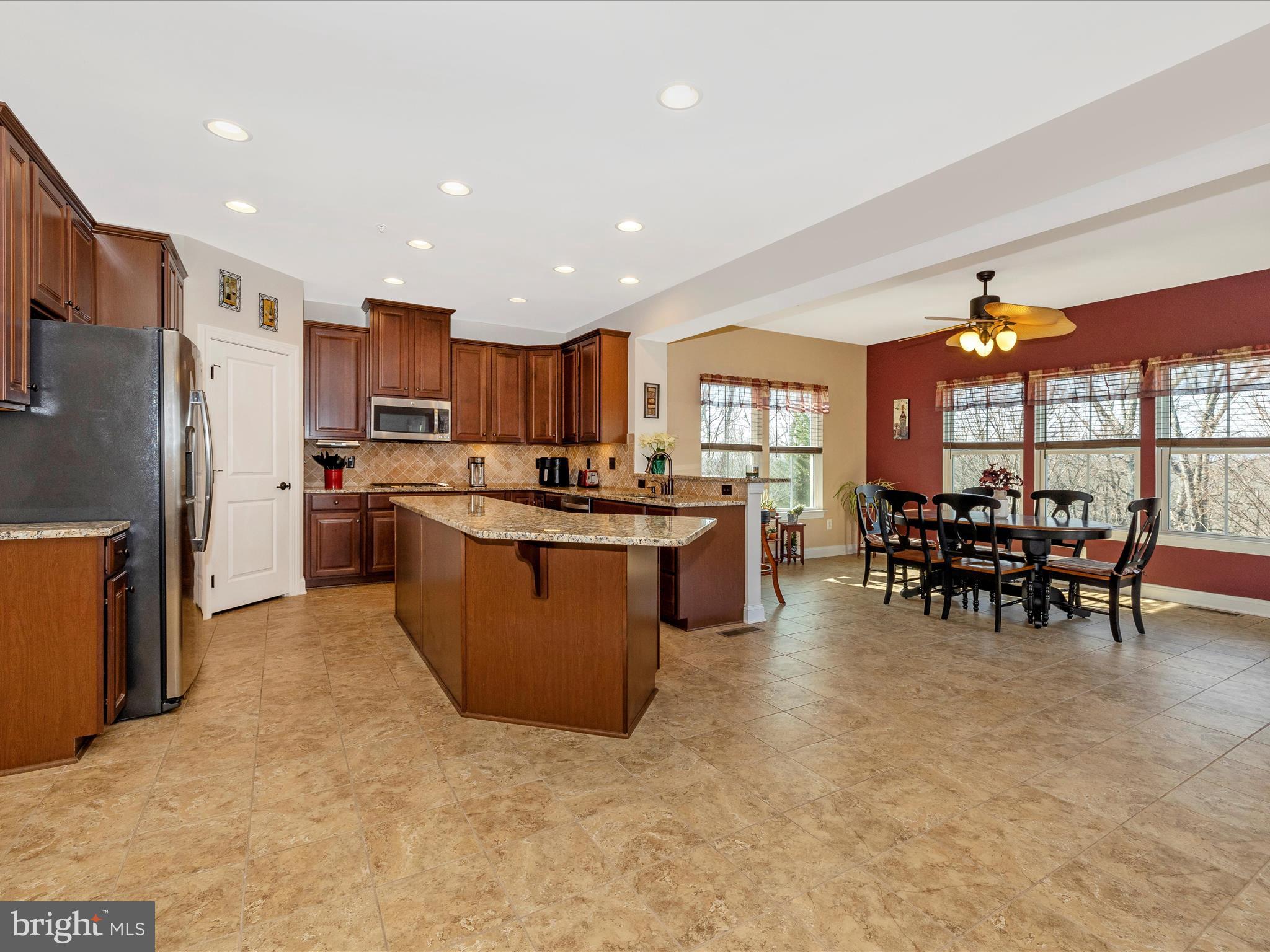6806 Rehnquist Court