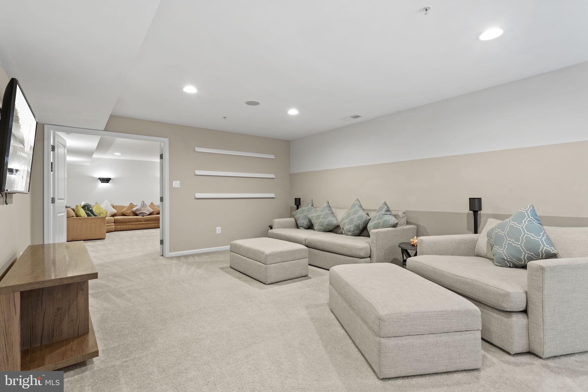 5261 Blackgum Dr