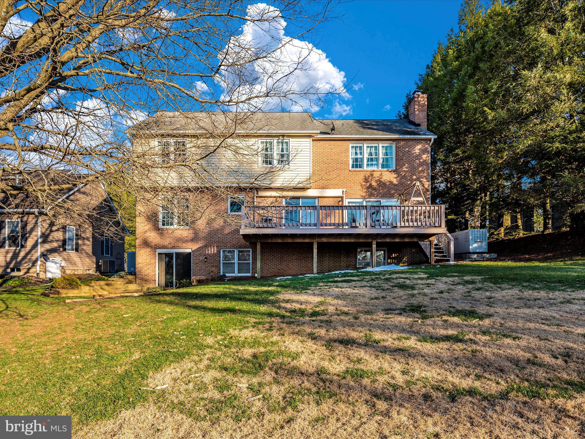 6418 Jefferson Blvd