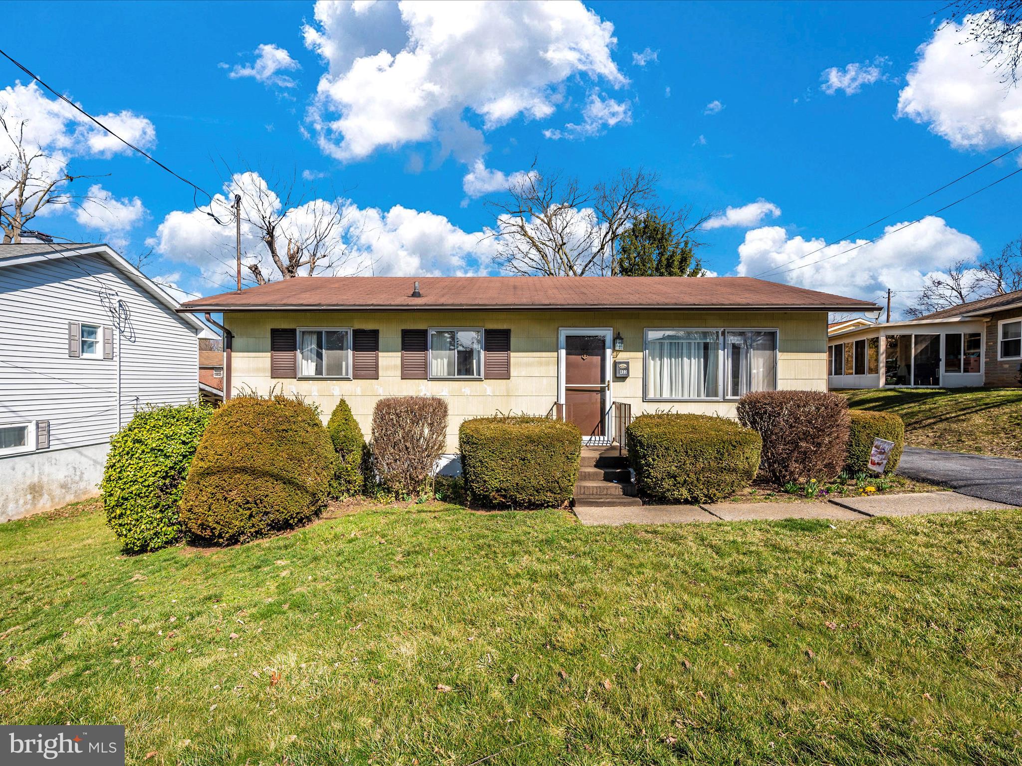 403 Thomas Ave