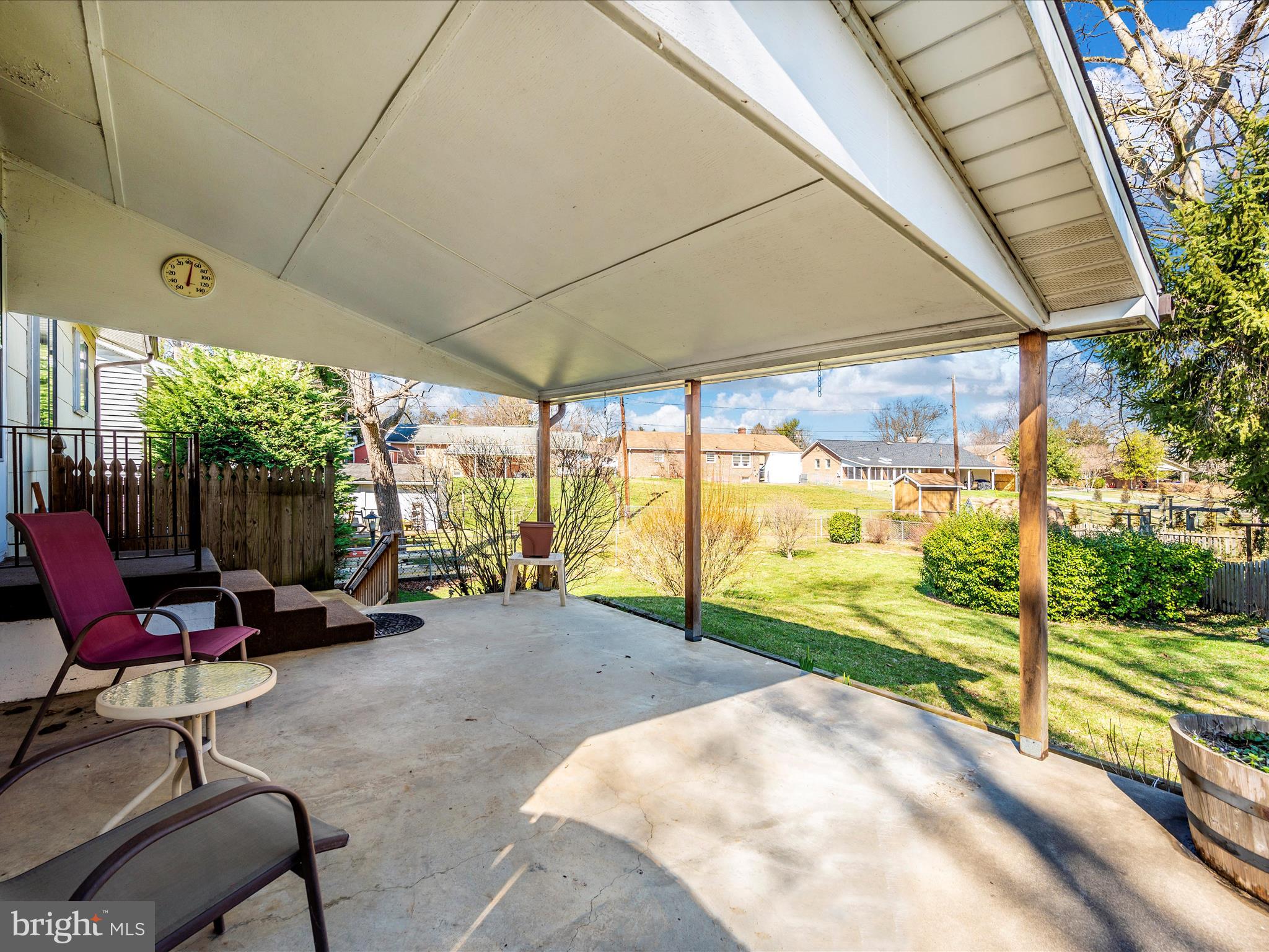 403 Thomas Ave