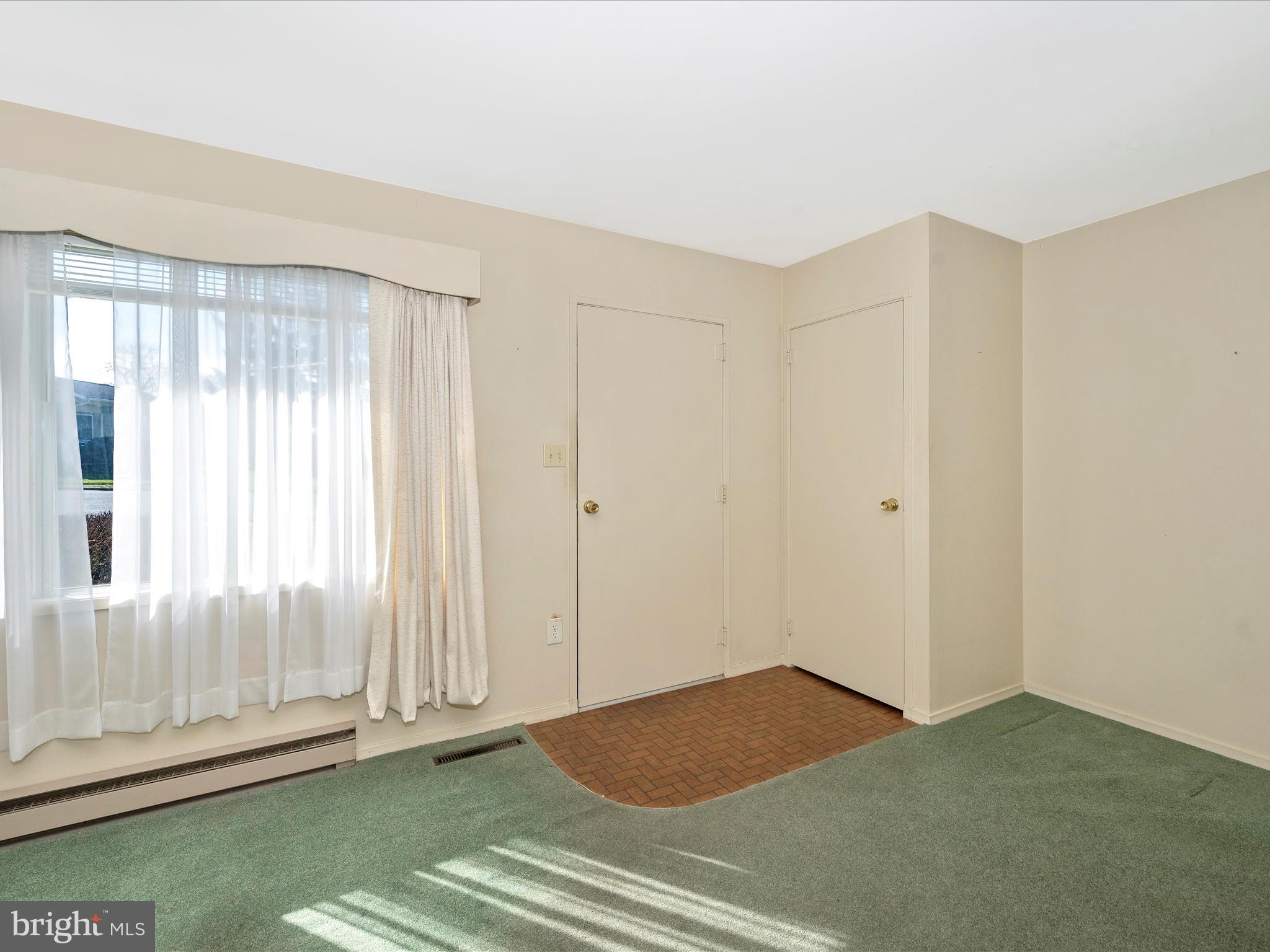 403 Thomas Ave