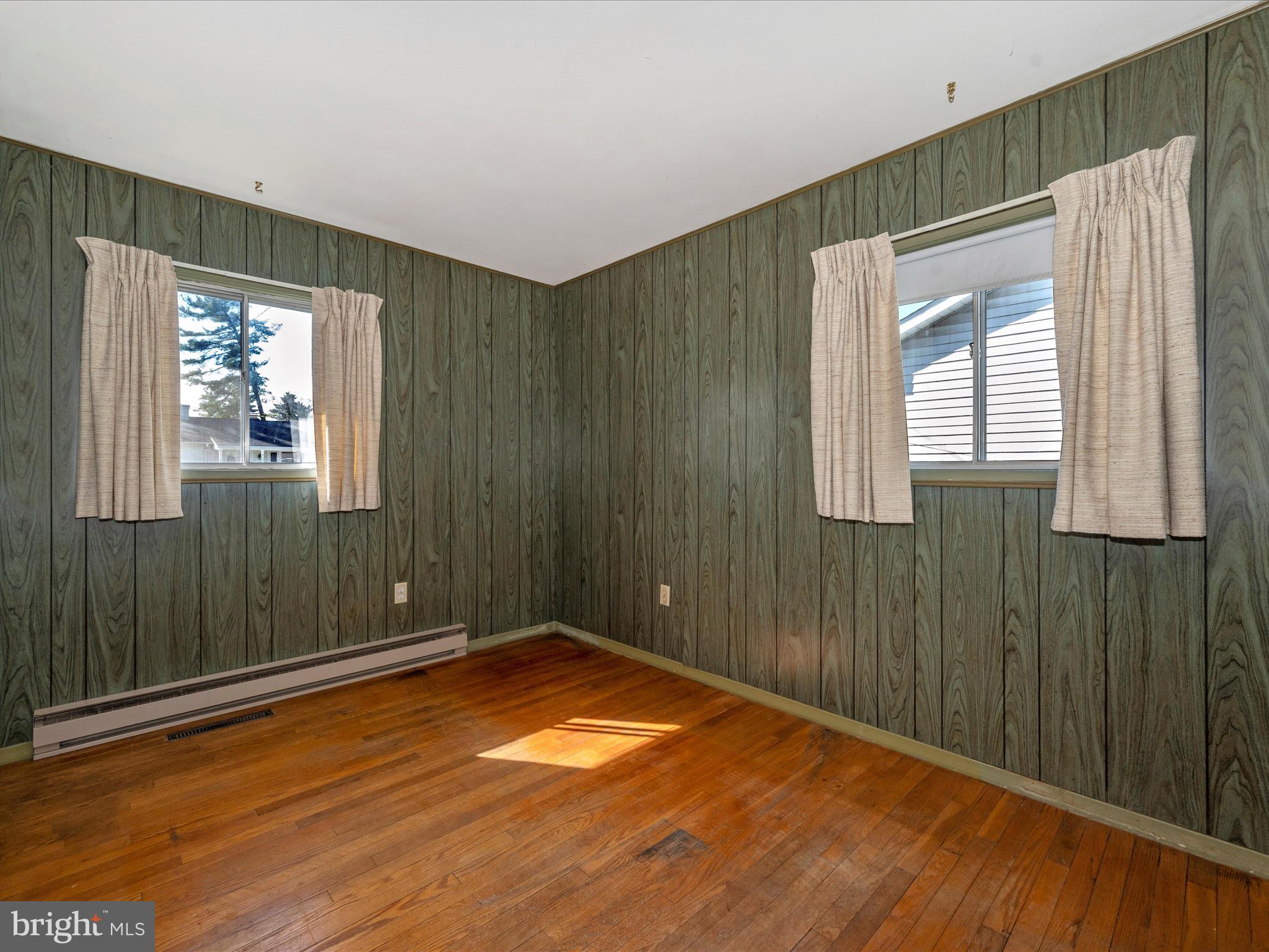 403 Thomas Ave