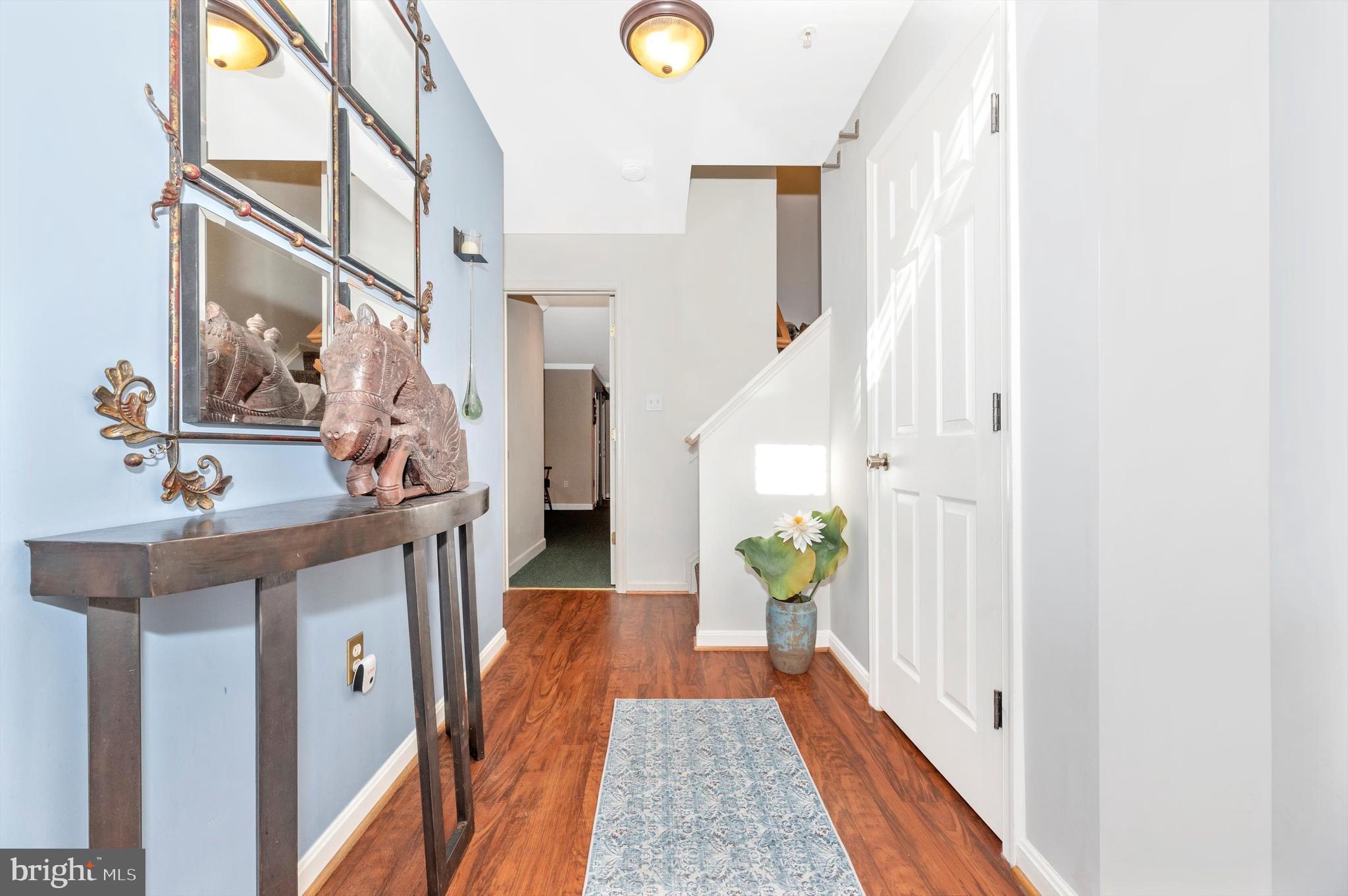 2490 Lakeside Dr