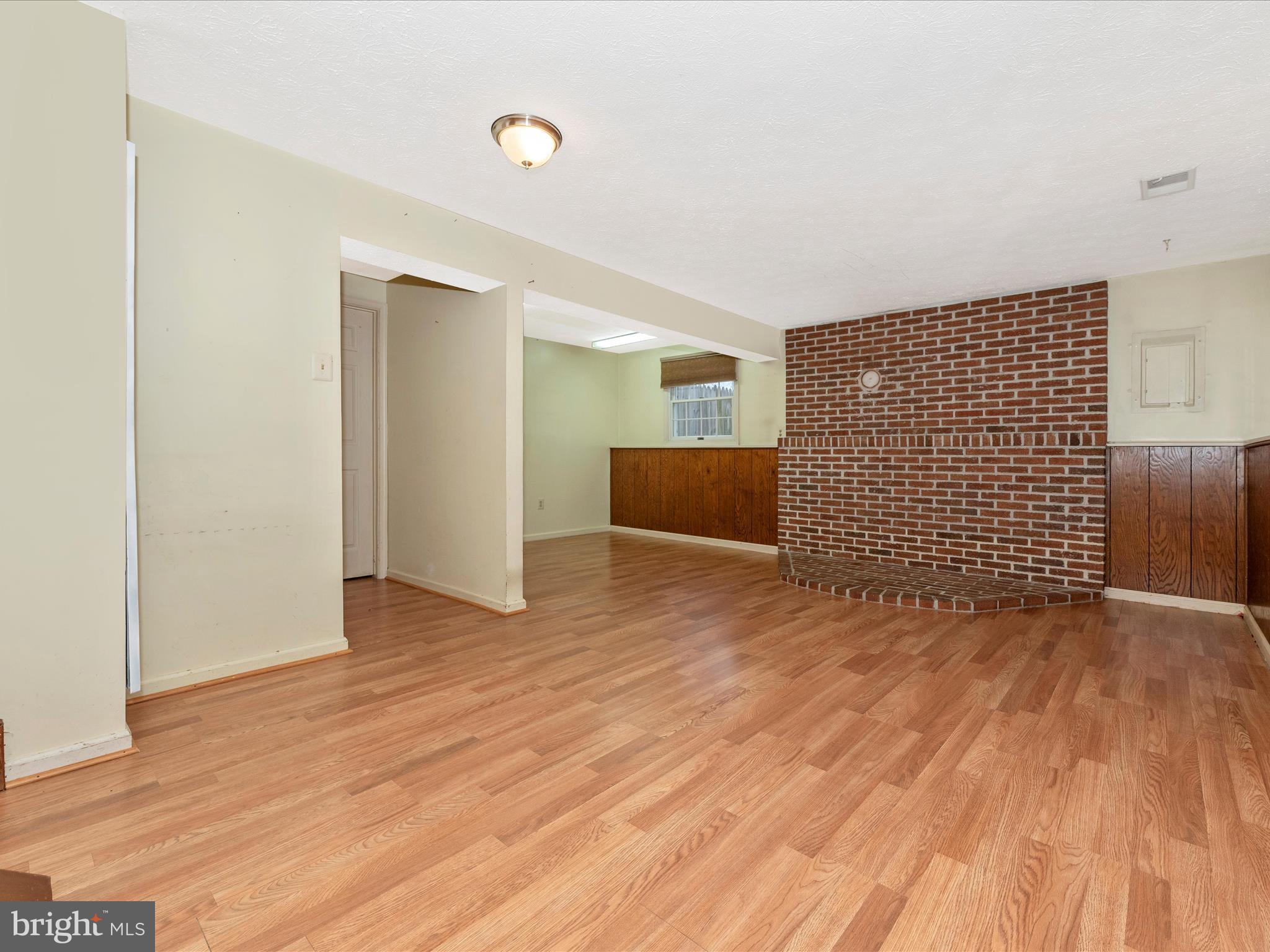 1471 Eden Dr