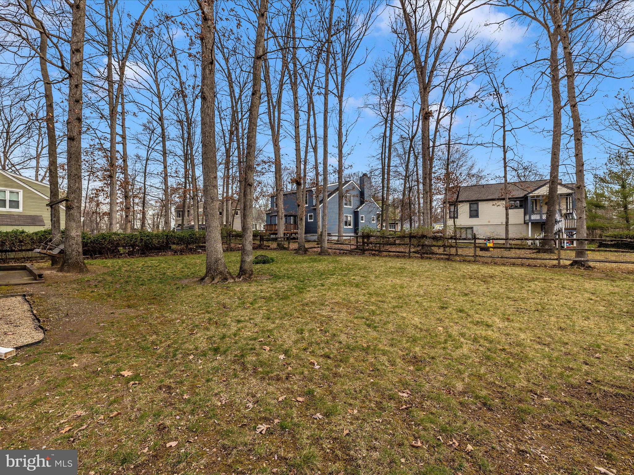 5753 Lichenbark Cir