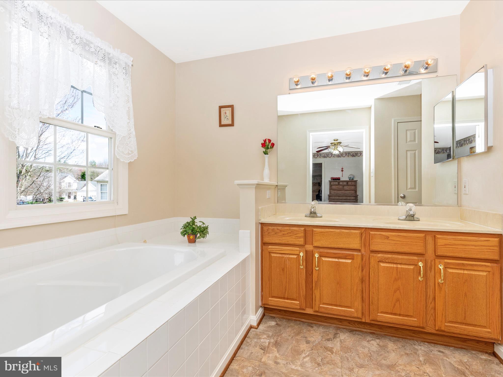 202 Winter Brook Ct