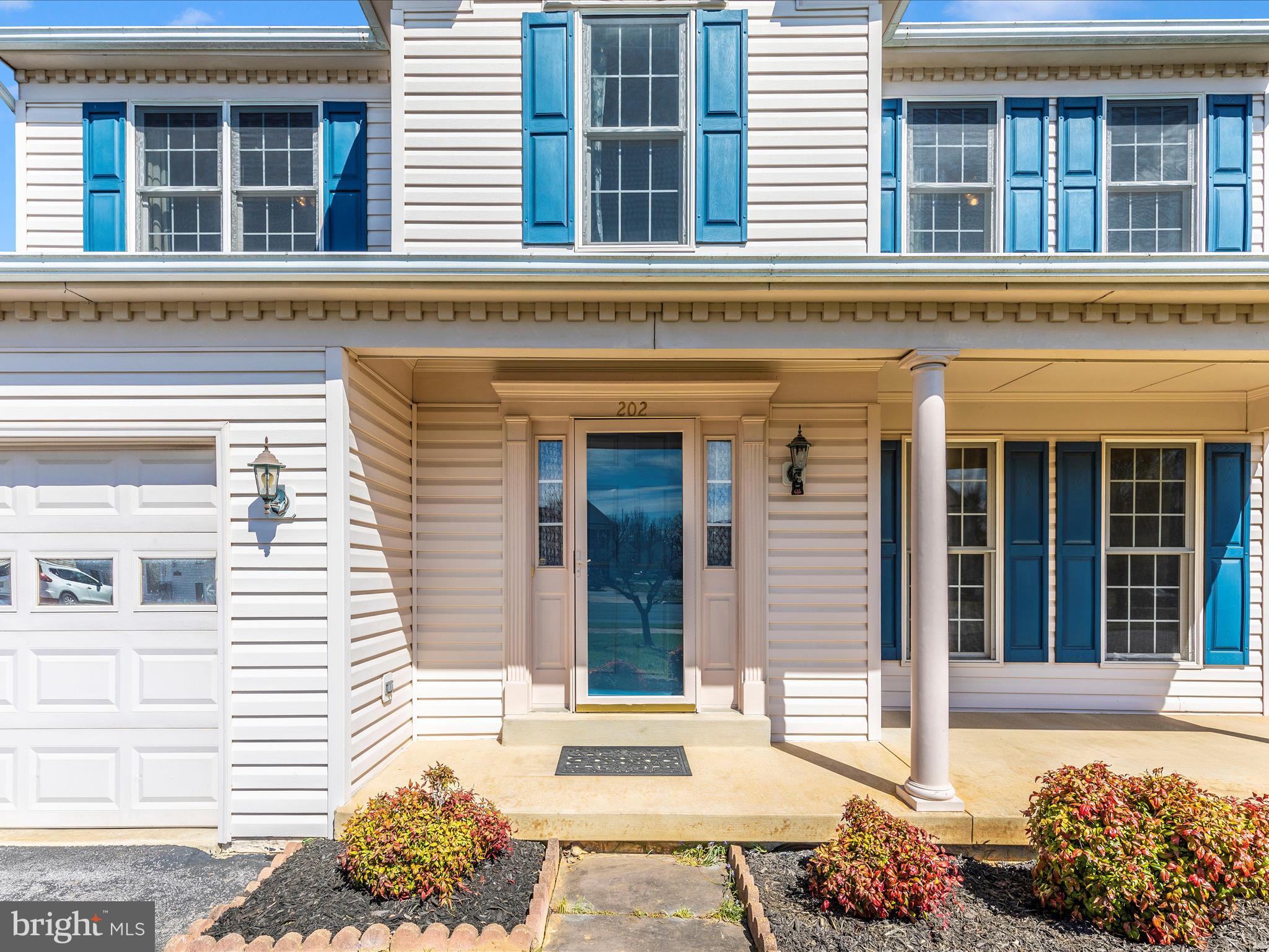 202 Winter Brook Ct