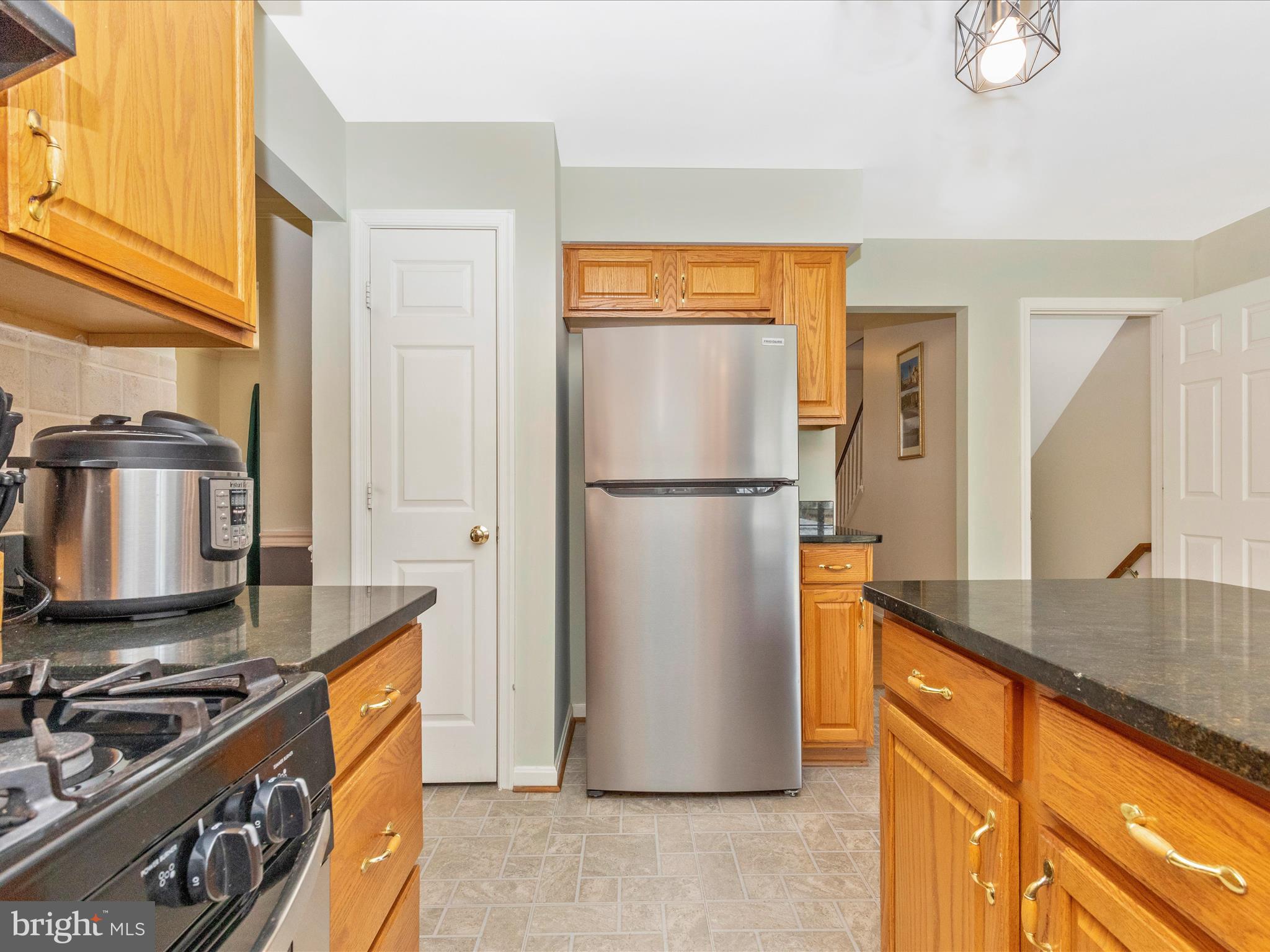 202 Winter Brook Ct