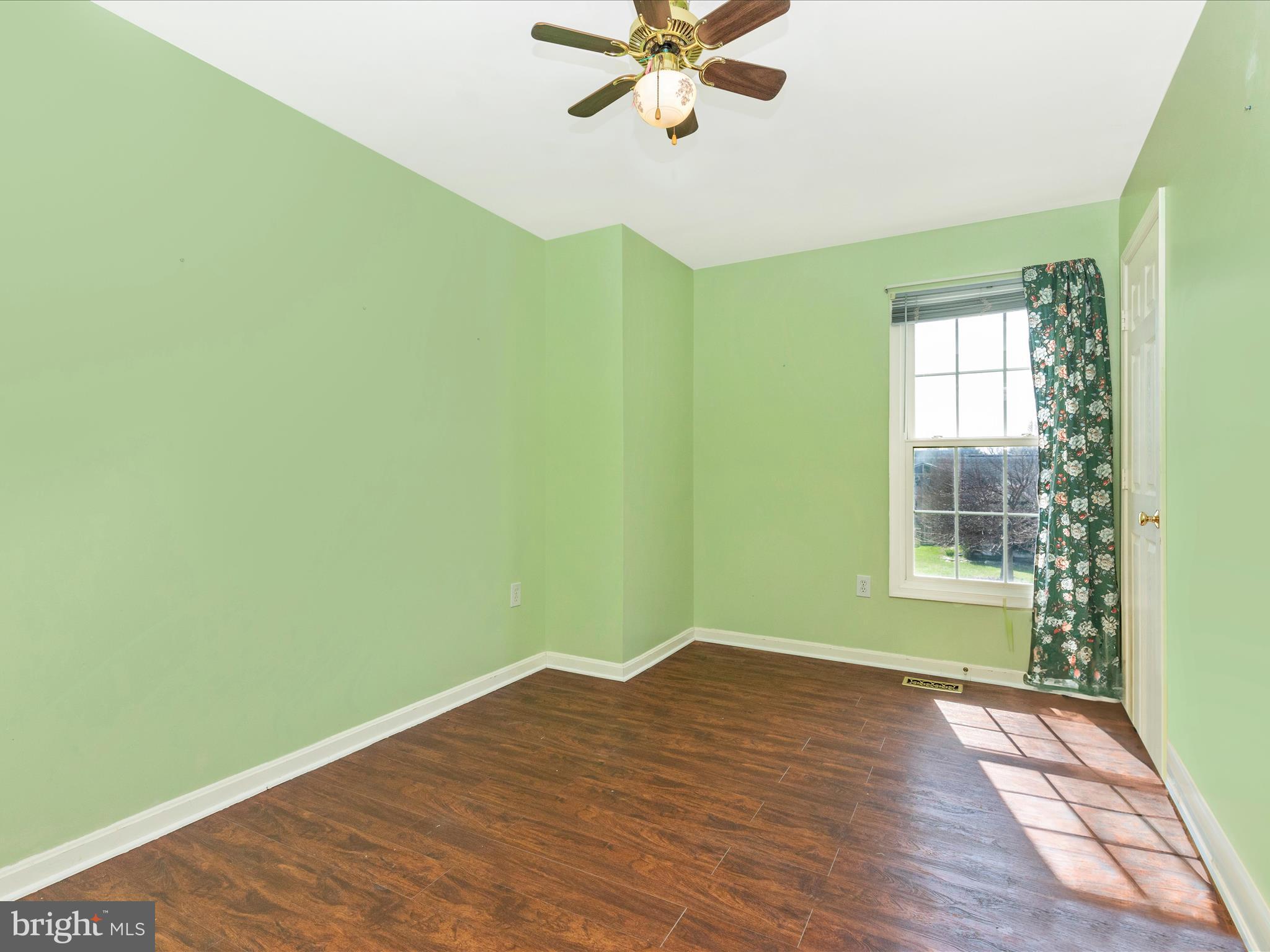 202 Winter Brook Ct