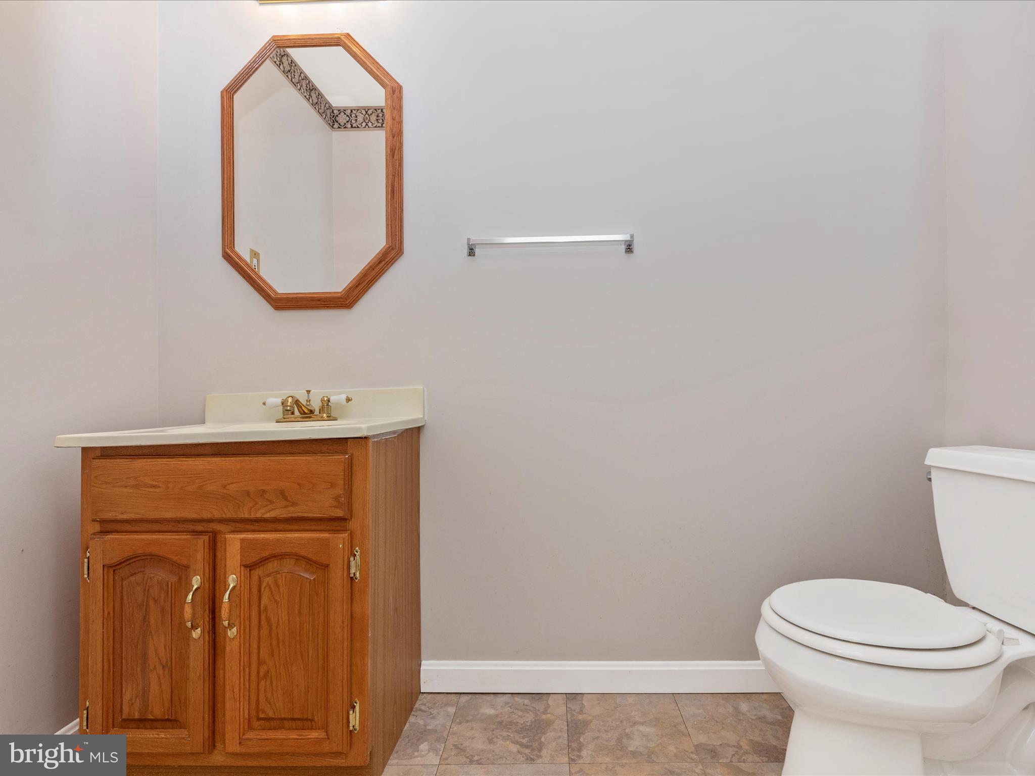 202 Winter Brook Ct
