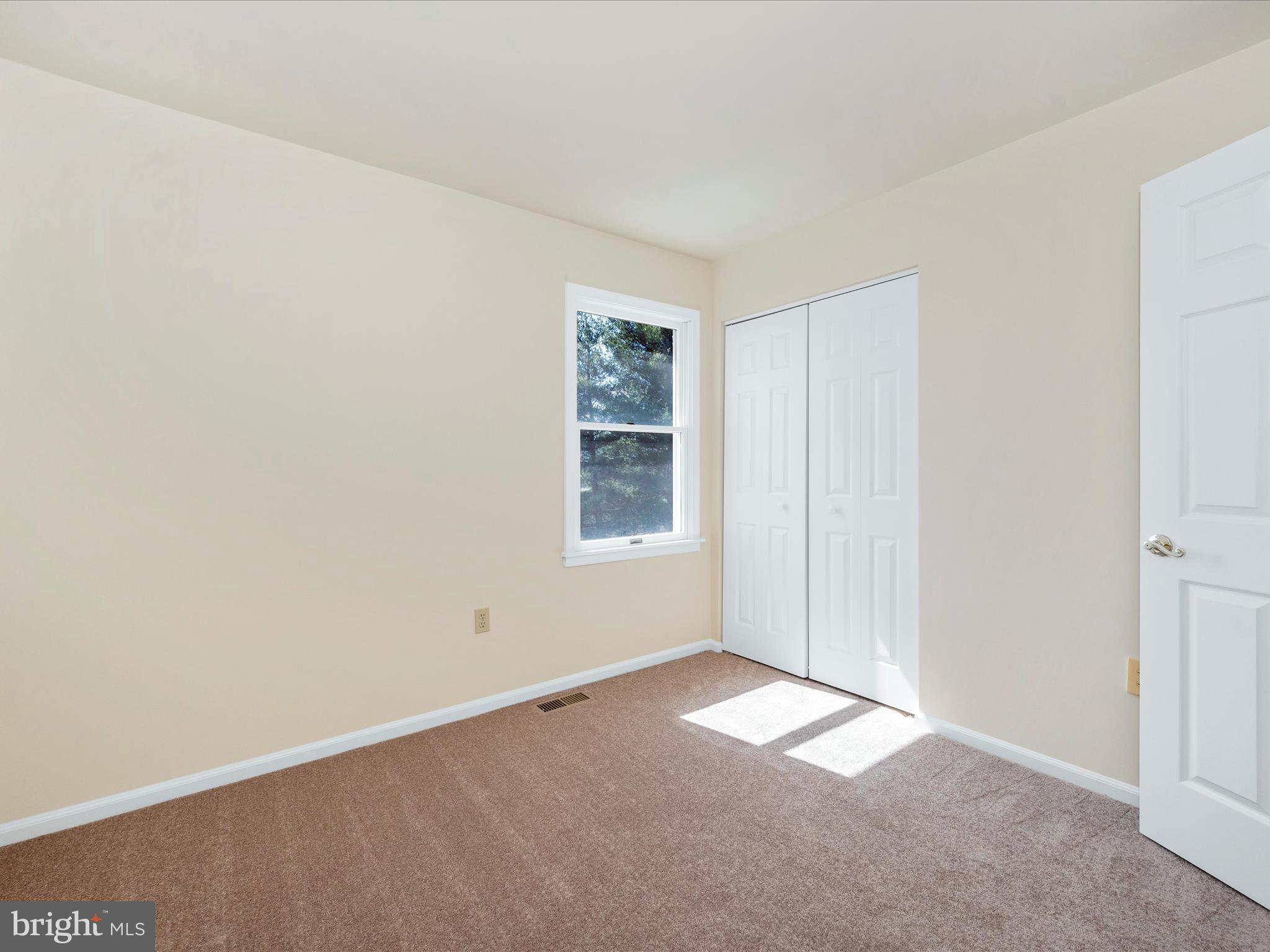 302 W C St