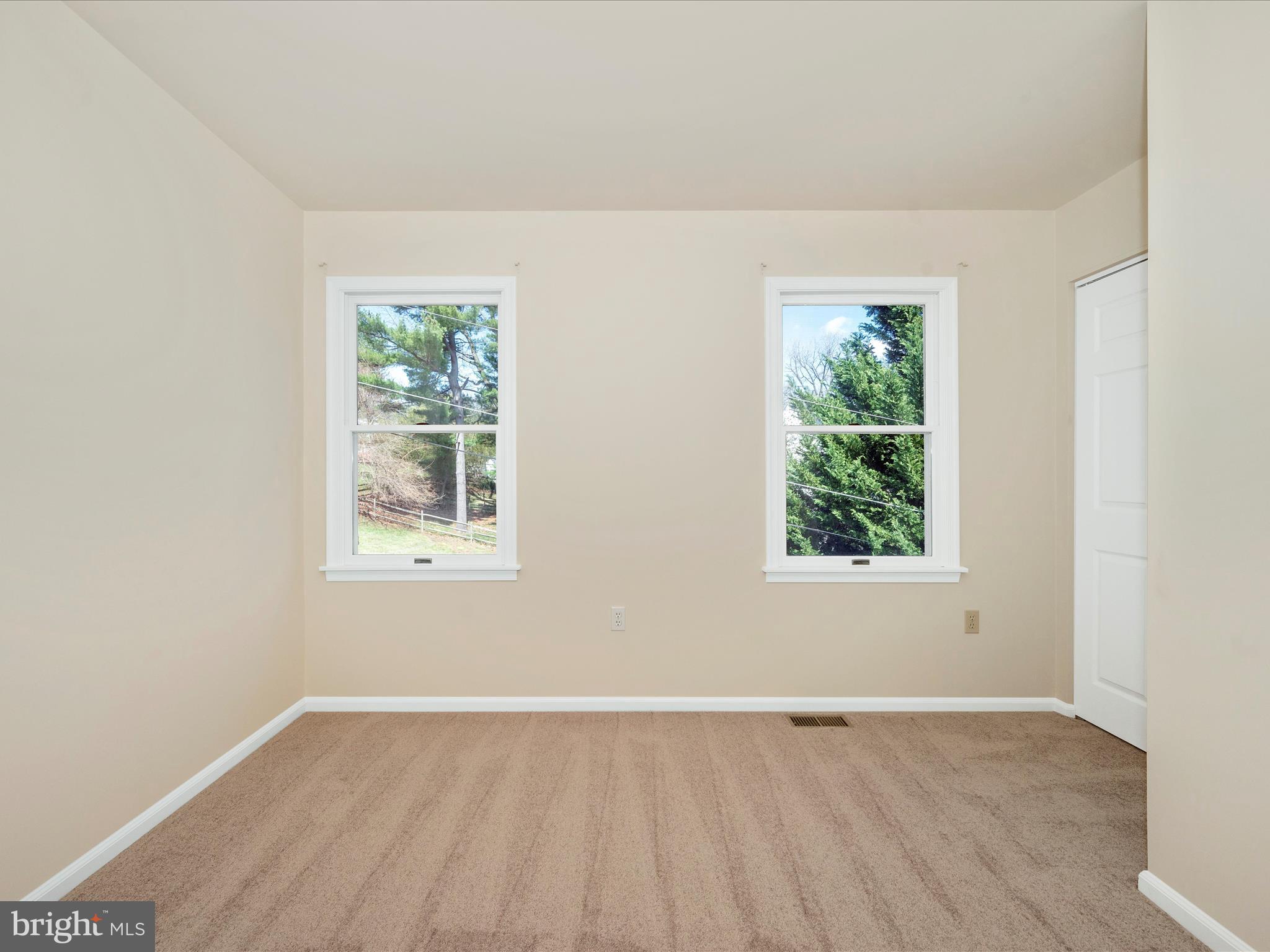 302 W C St