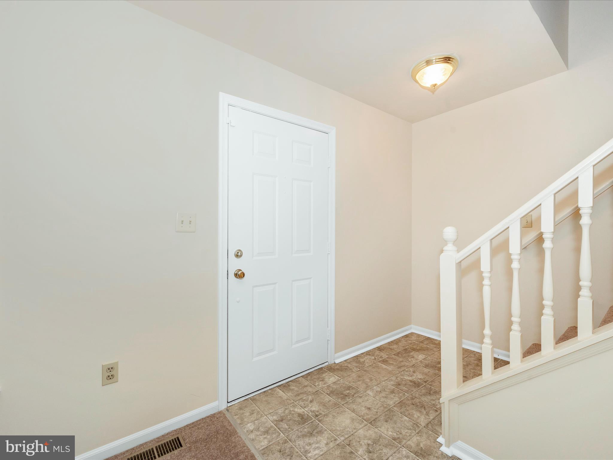 302 W C St