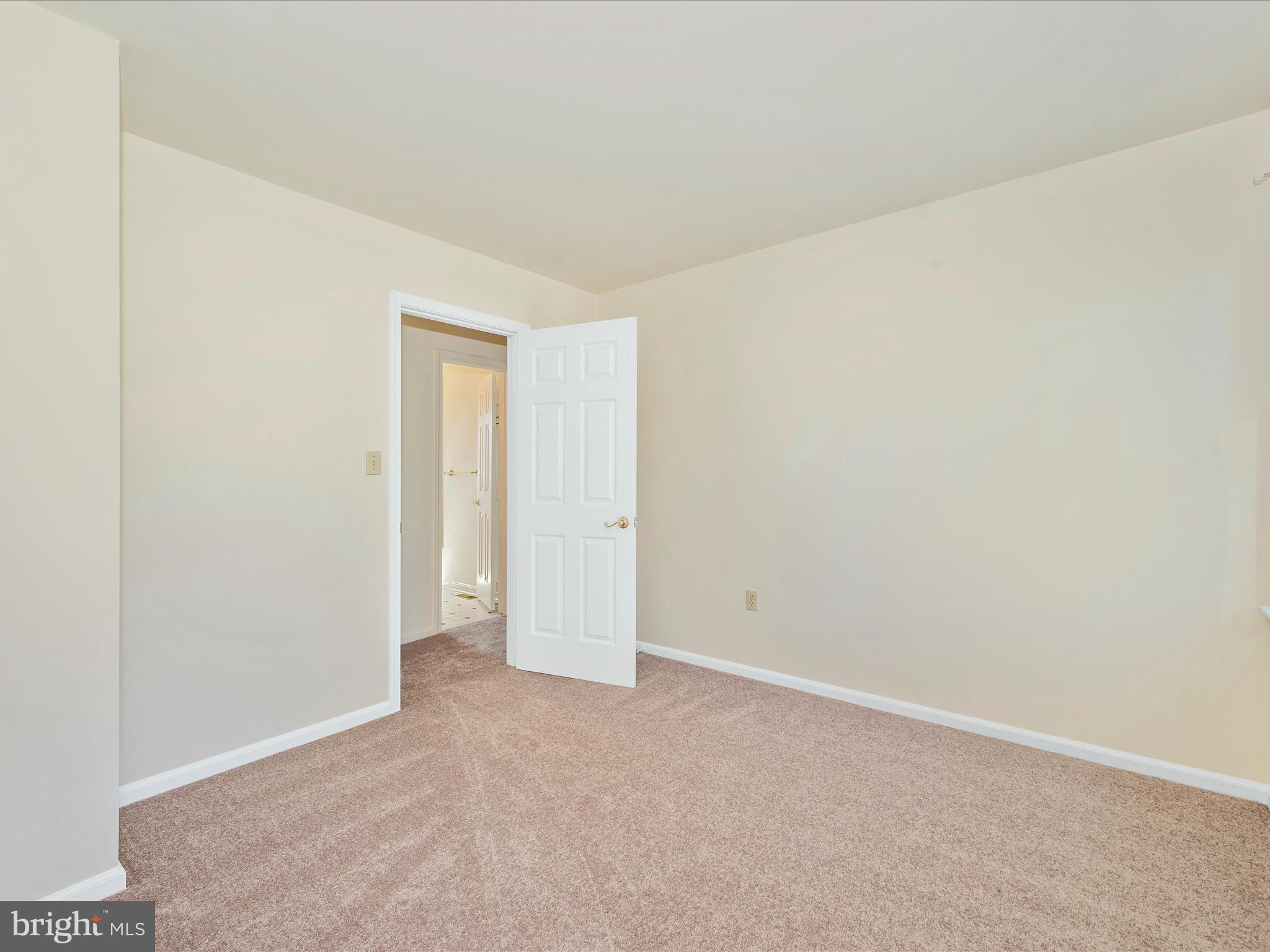 302 W C St