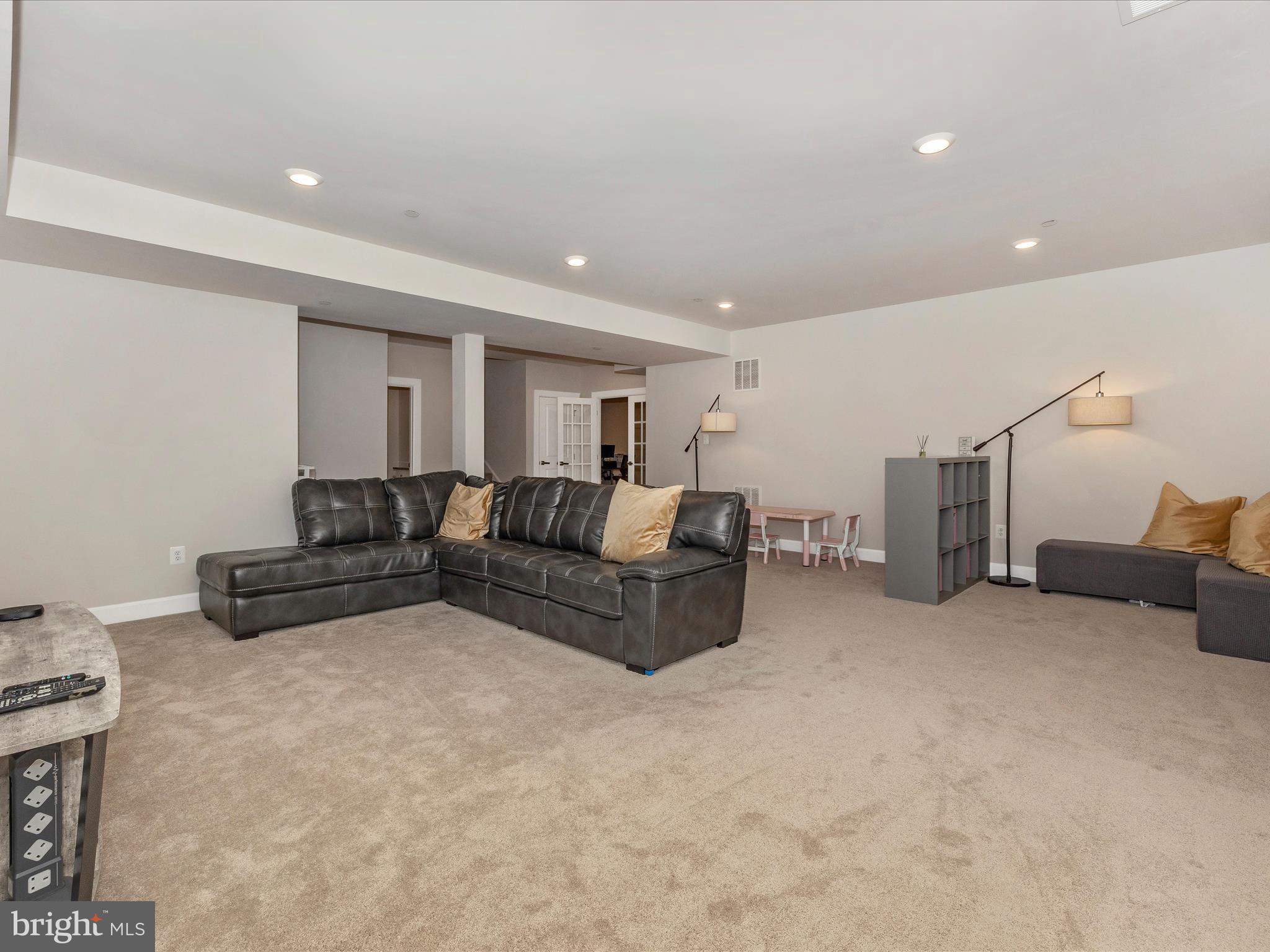 6150 Fallfish Ct