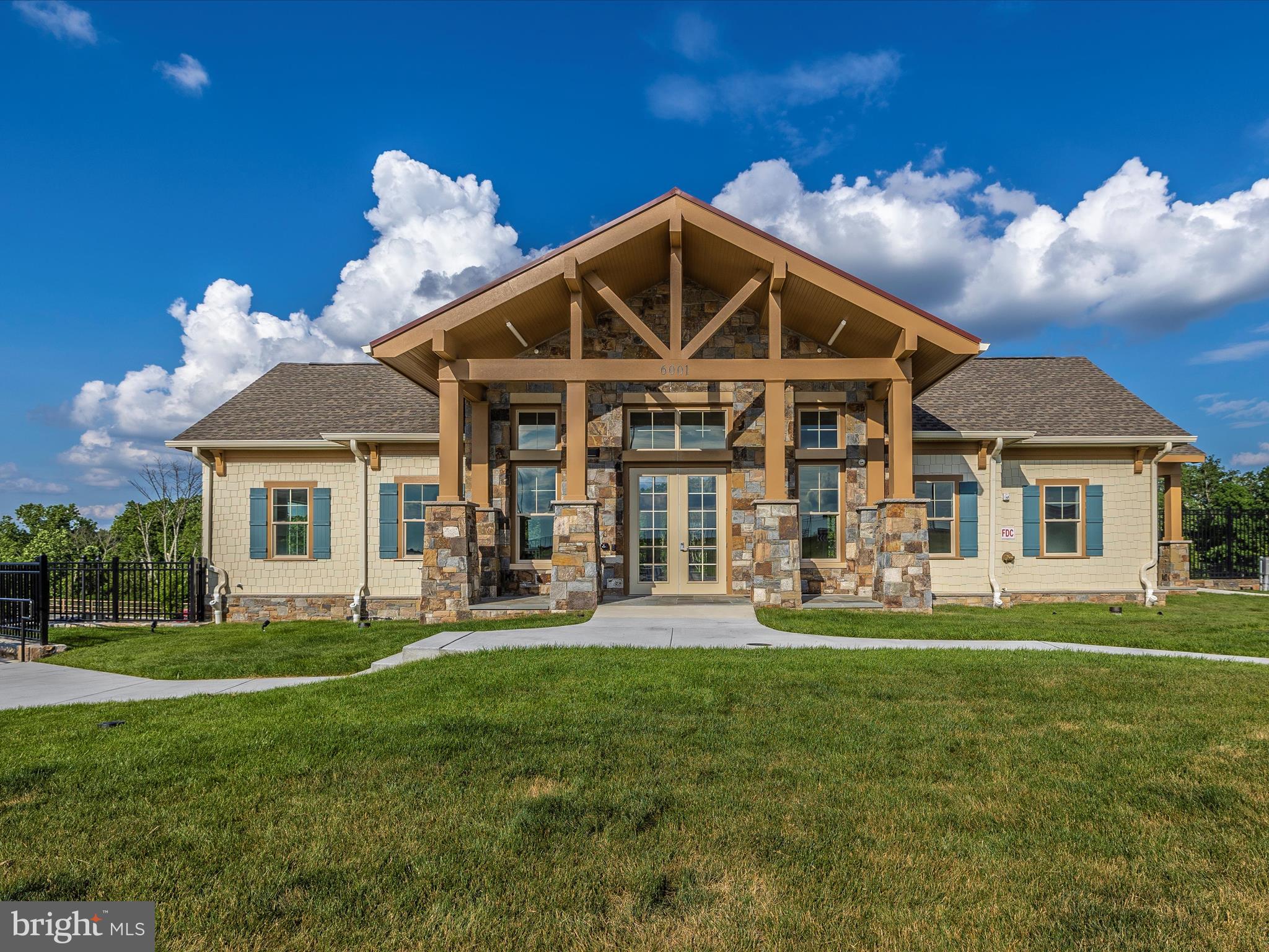 6150 Fallfish Ct