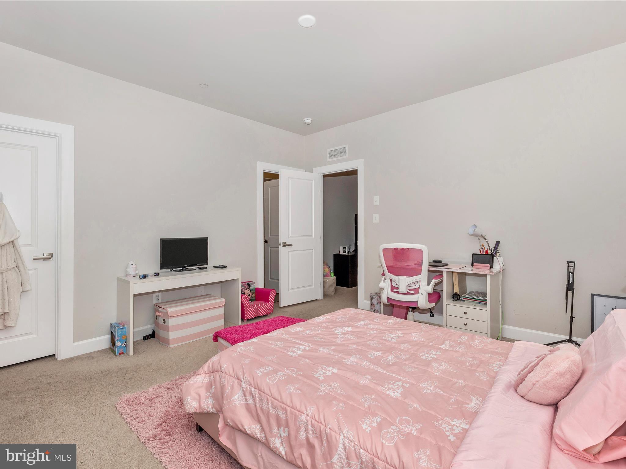 6150 Fallfish Ct