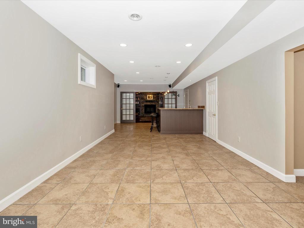11005 Gray Marsh Pl