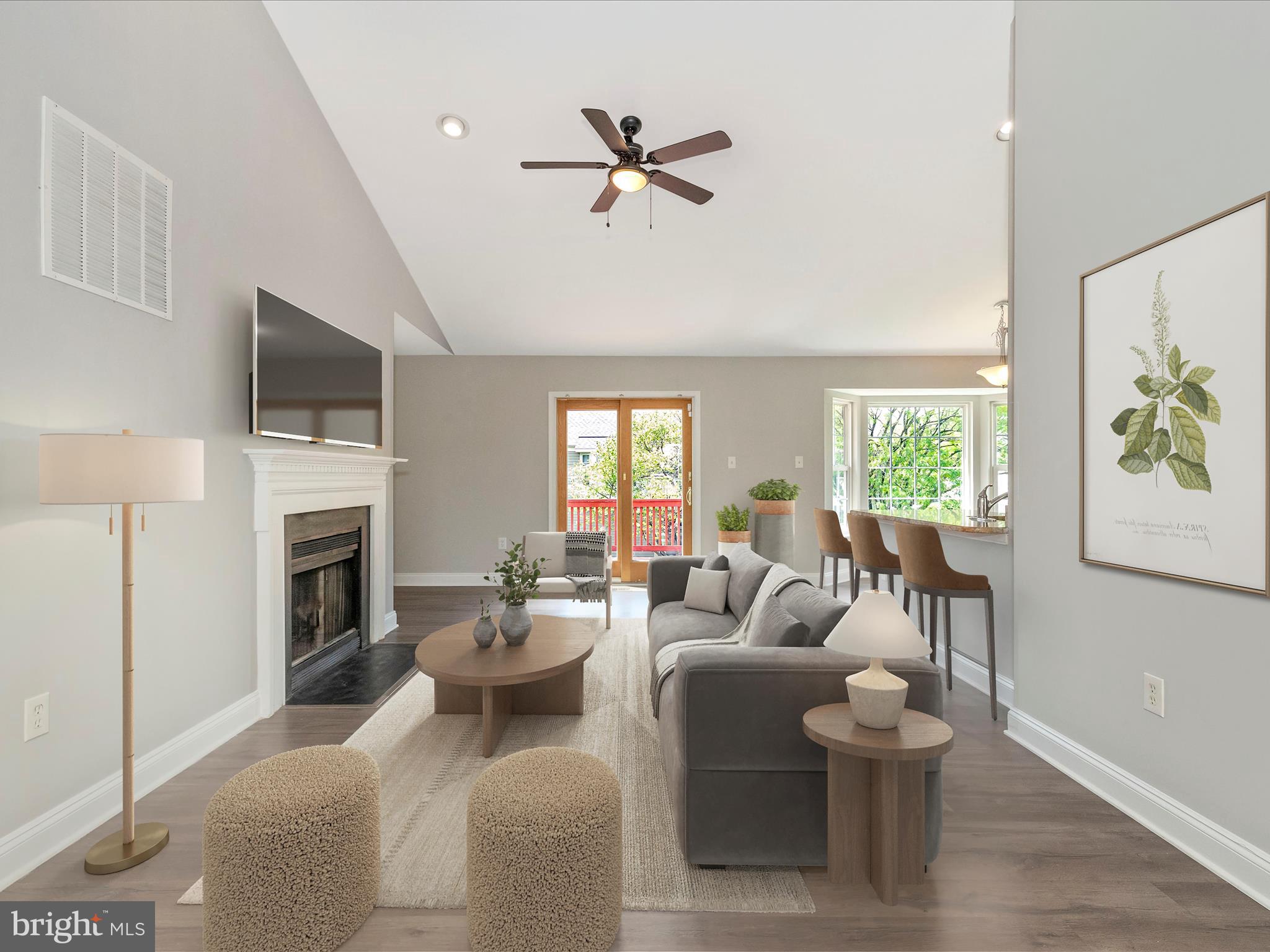 1005 Bexhill Dr