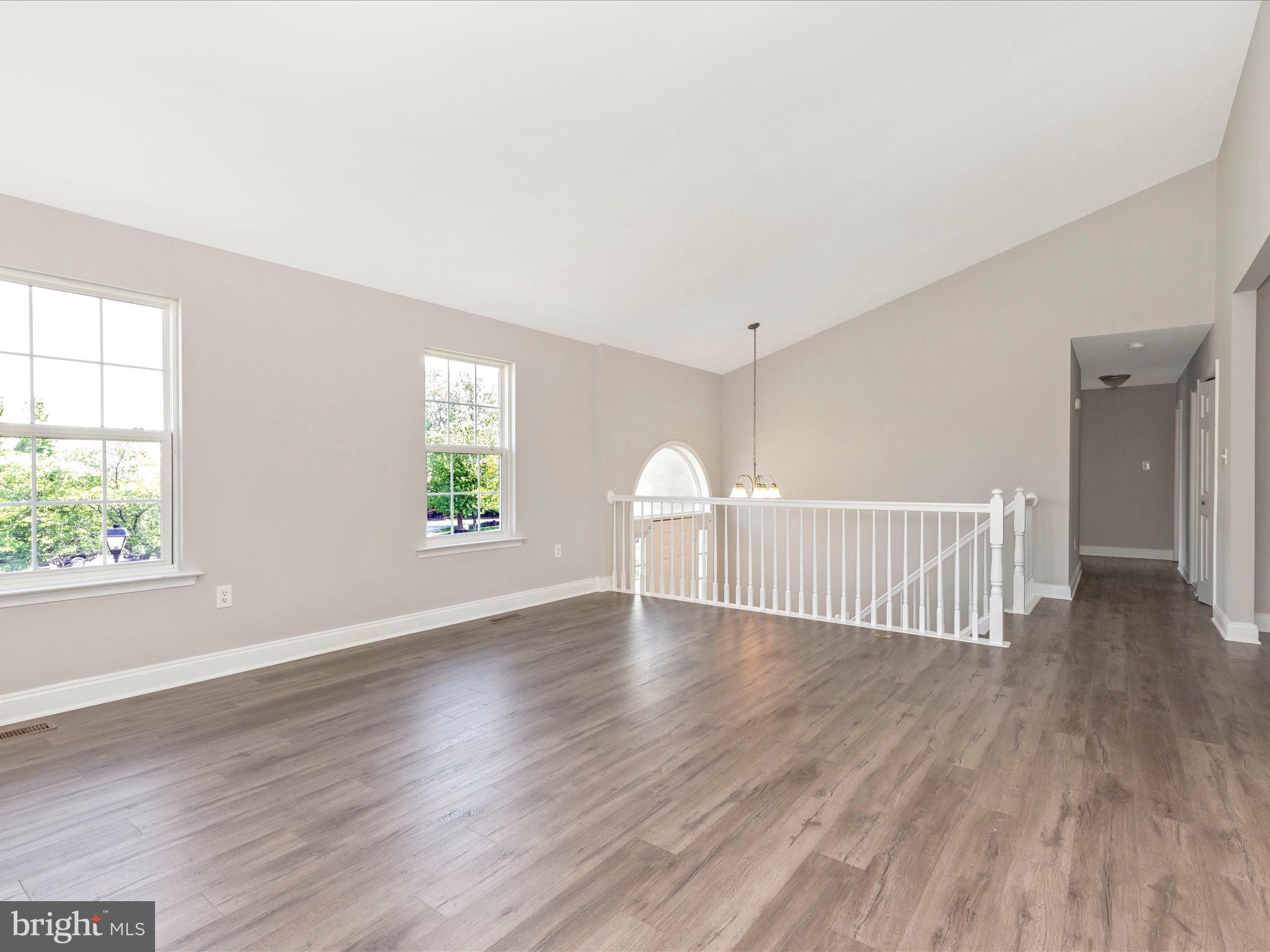 1005 Bexhill Dr