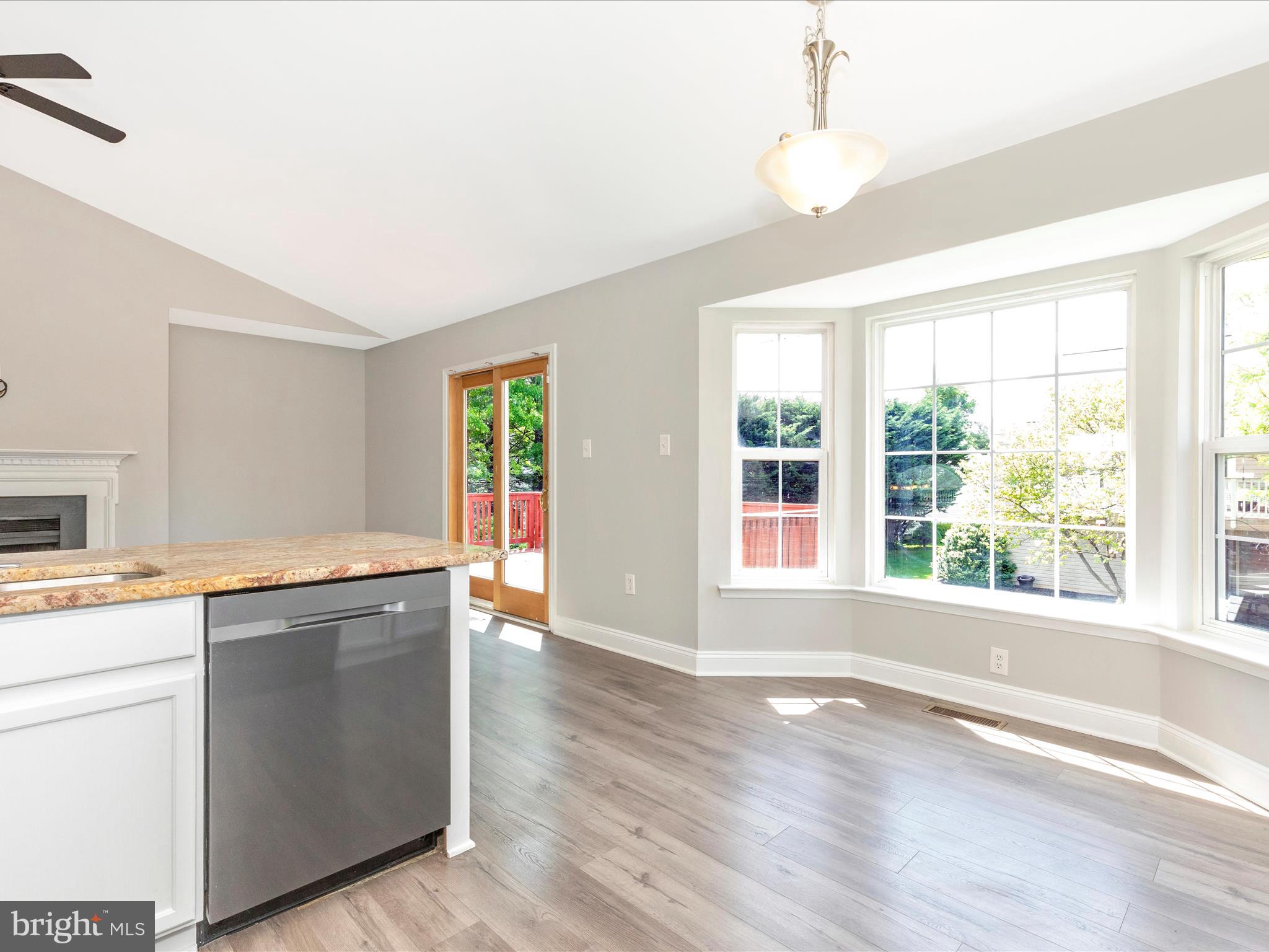 1005 Bexhill Dr