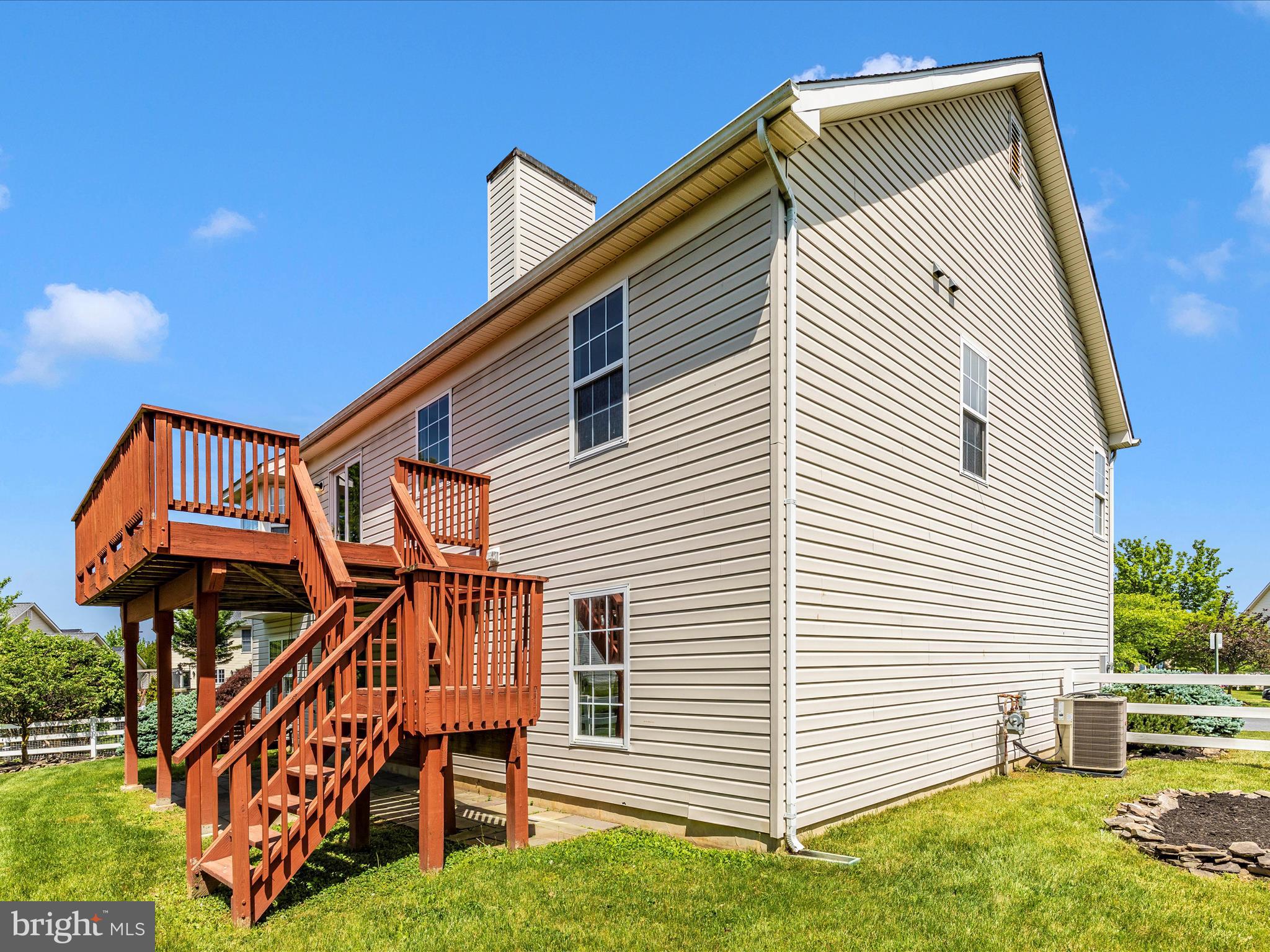 1005 Bexhill Dr