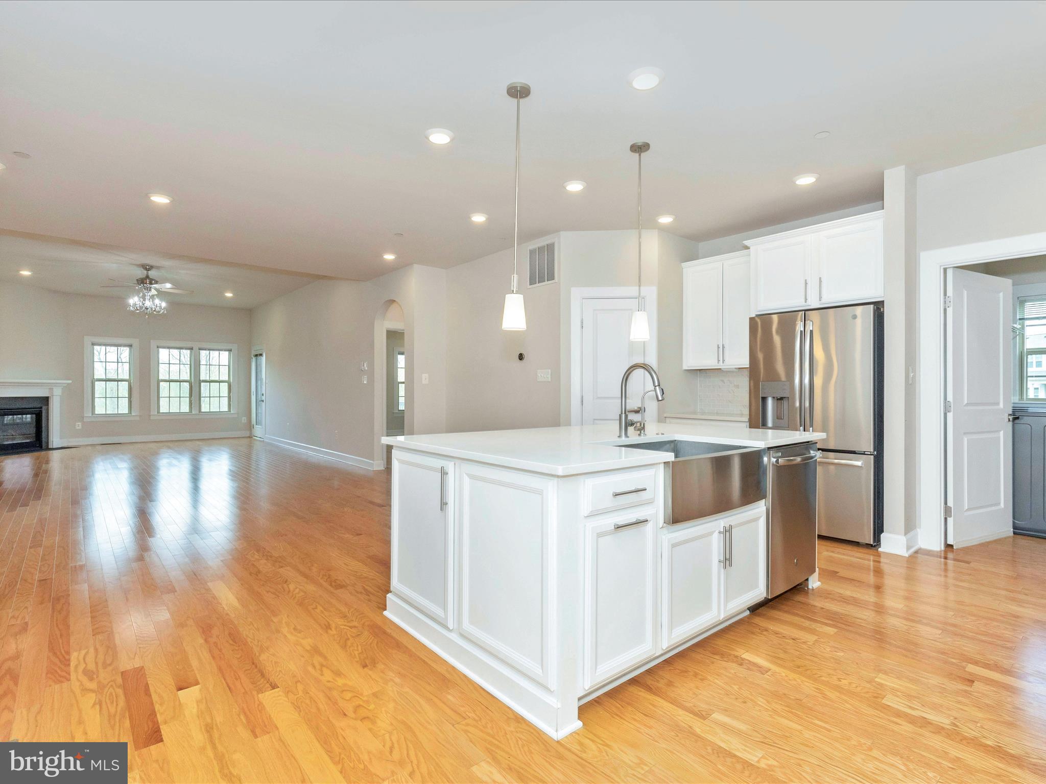 3838 Fulham Rd
