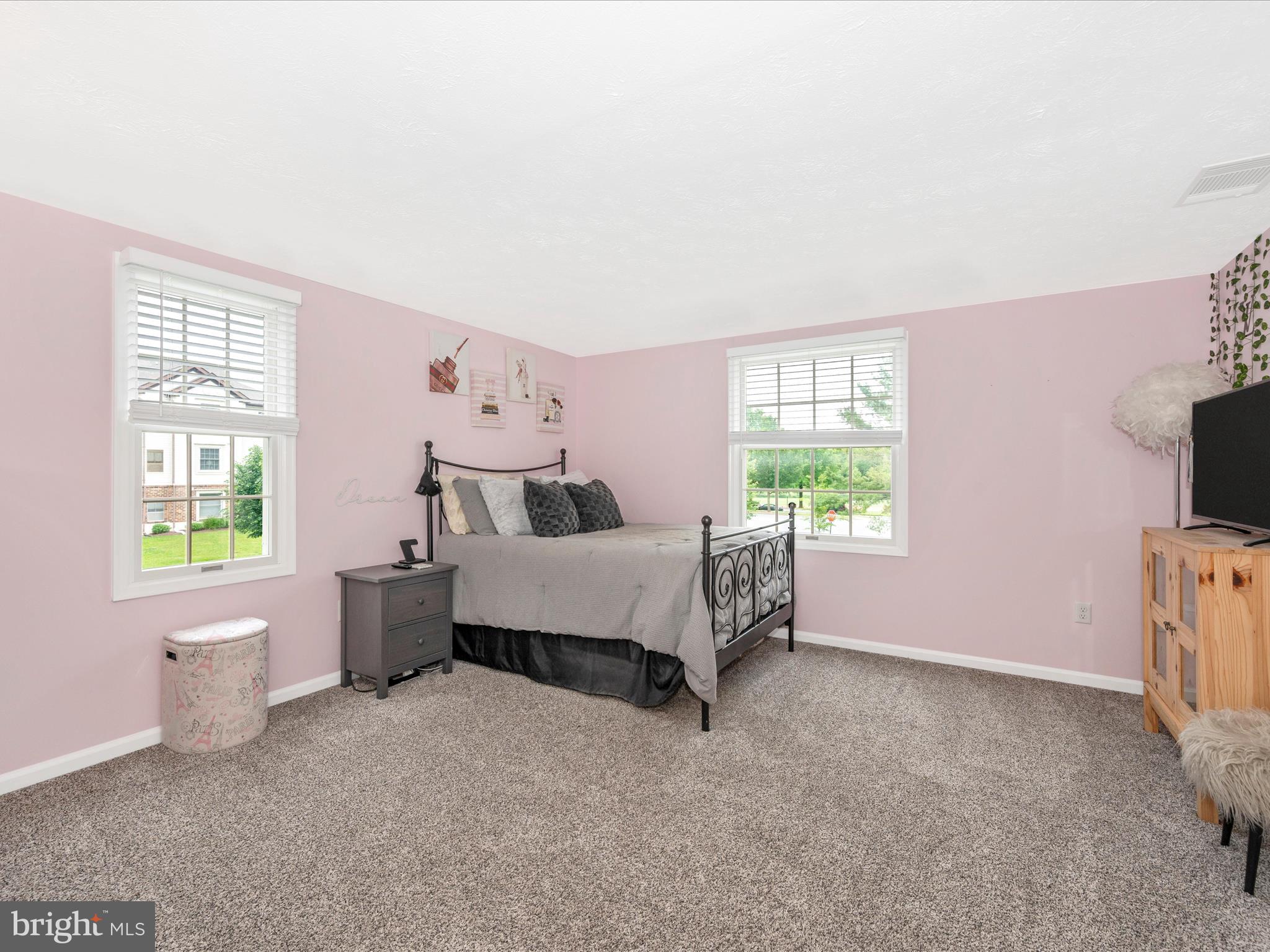 812 Stratford Way #F