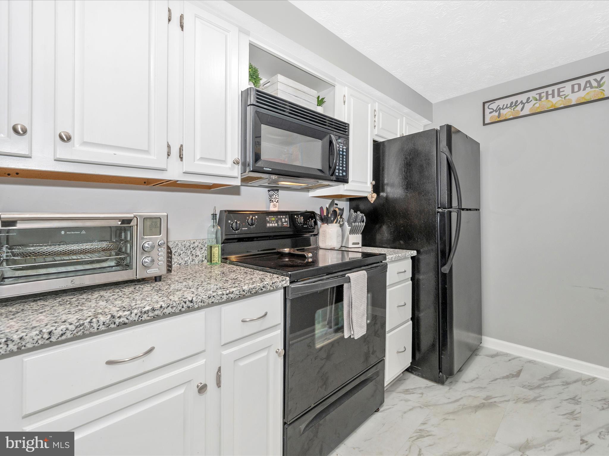 812 Stratford Way #F