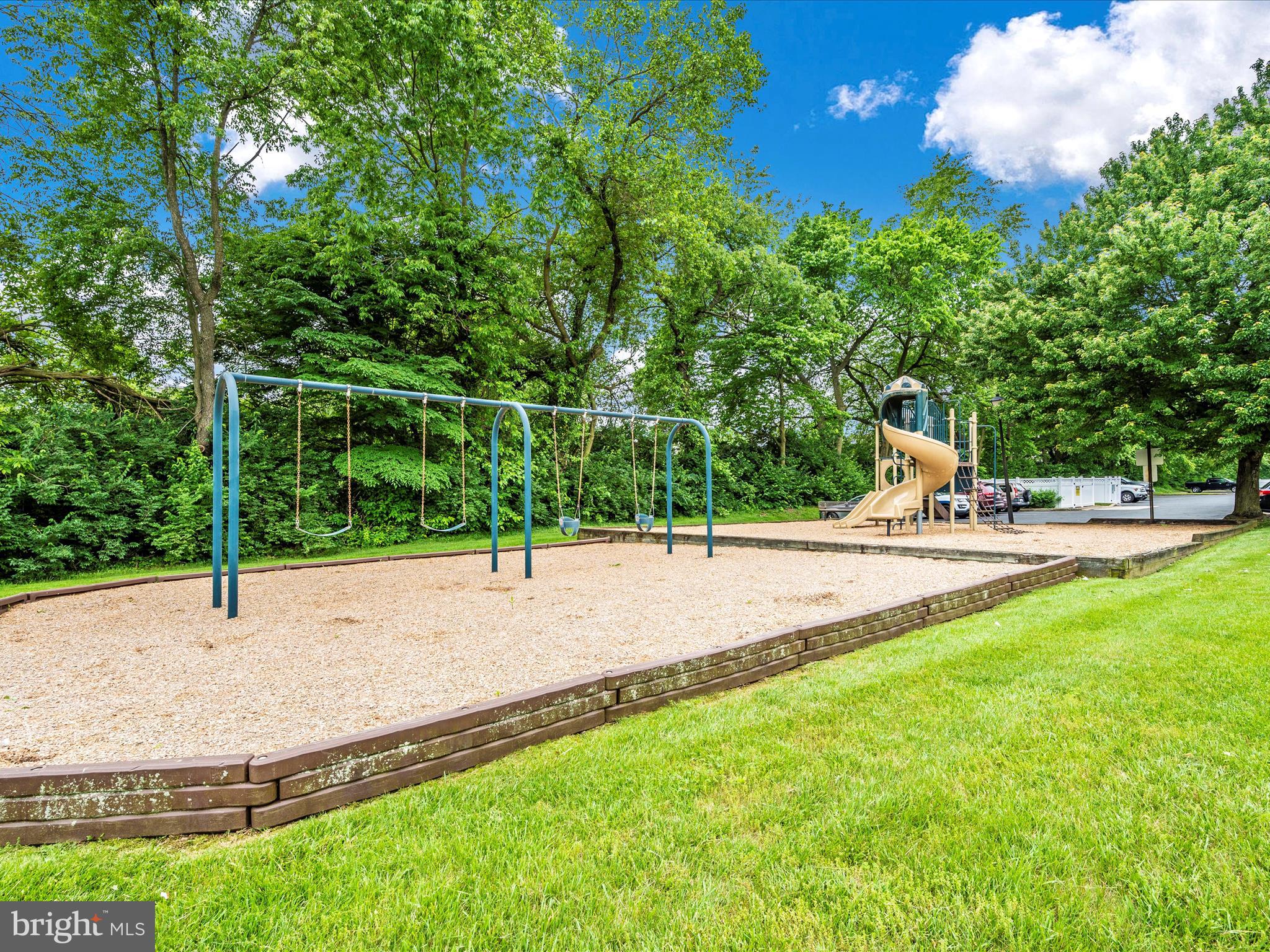 812 Stratford Way #F