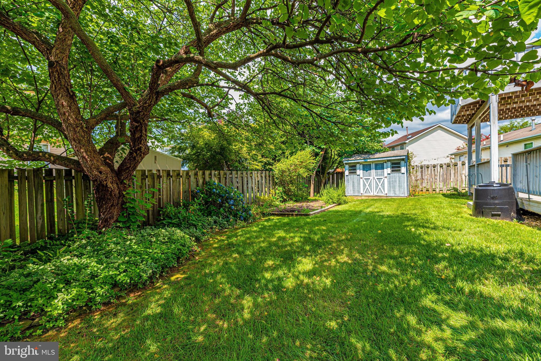 213 Bishops Glen Dr