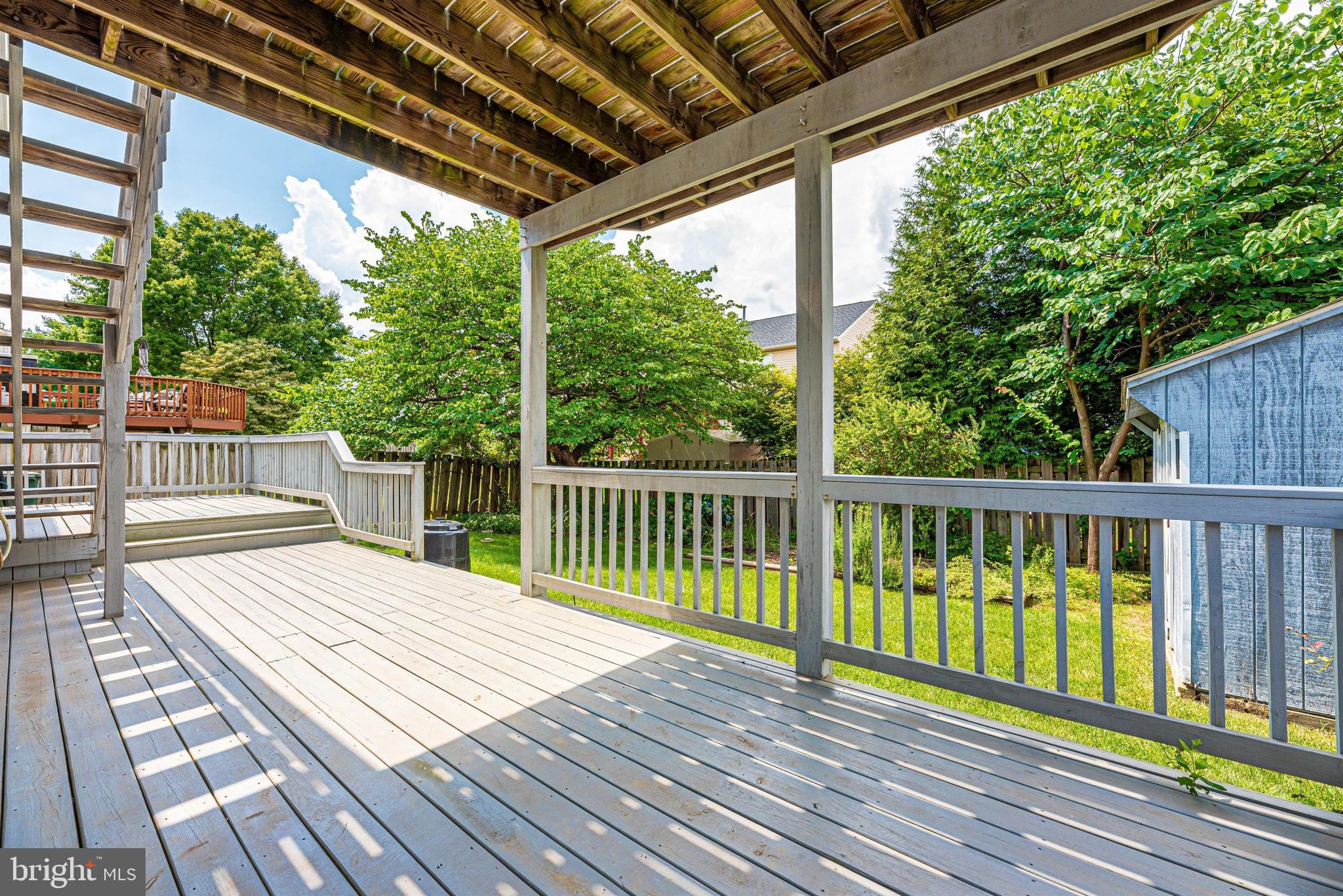 213 Bishops Glen Dr