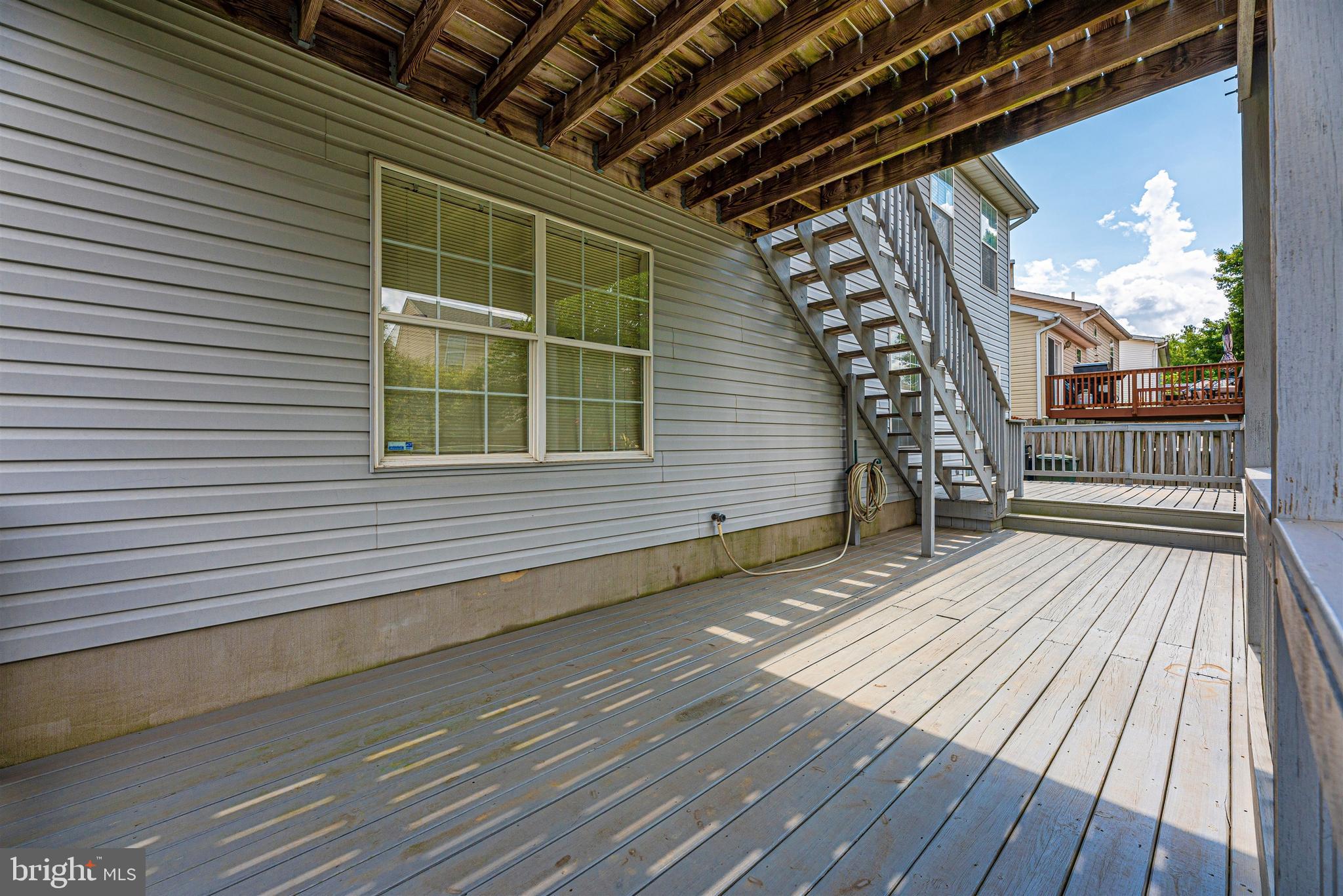 213 Bishops Glen Dr
