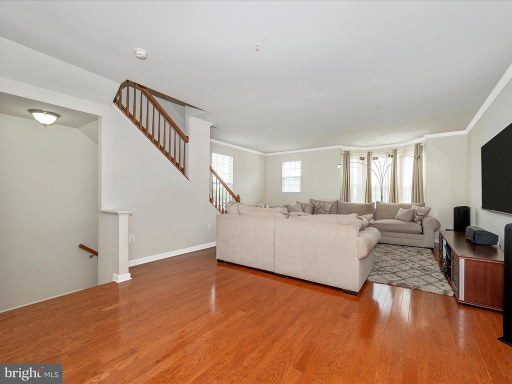 6385 Walcott Ln