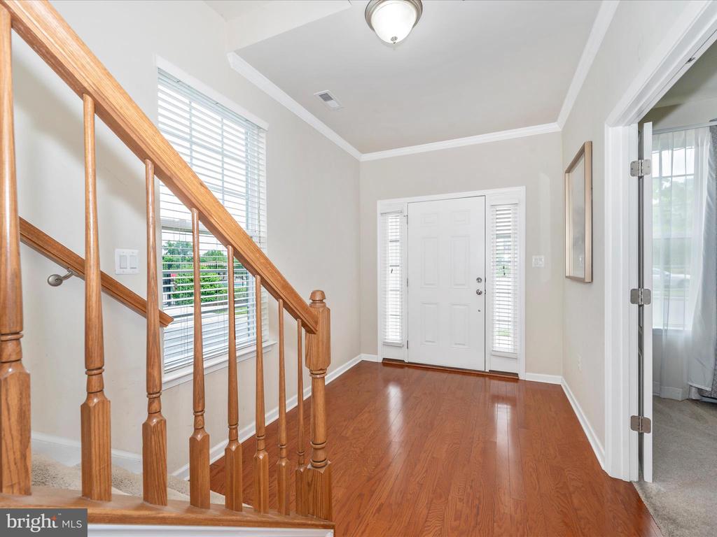 6385 Walcott Ln