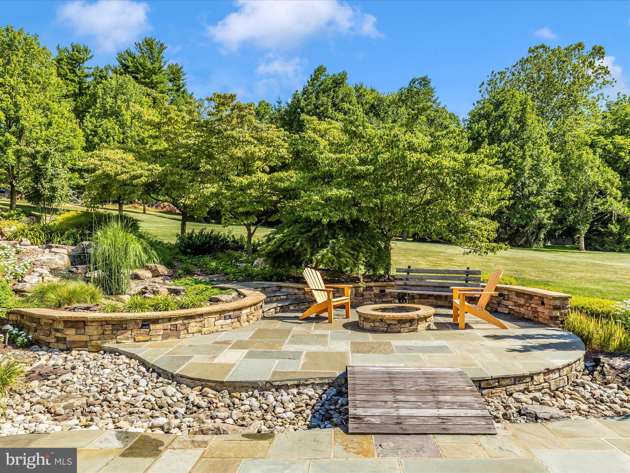 4512 Teen Barnes Rd