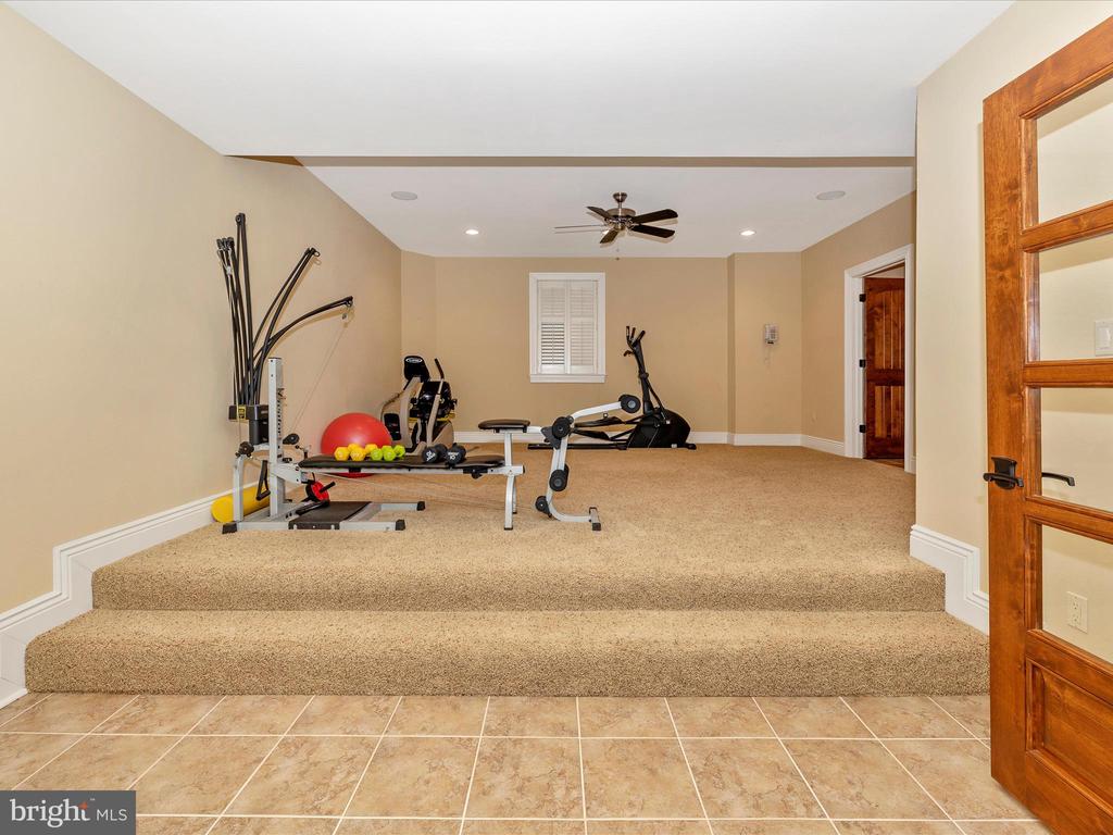 4512 Teen Barnes Rd